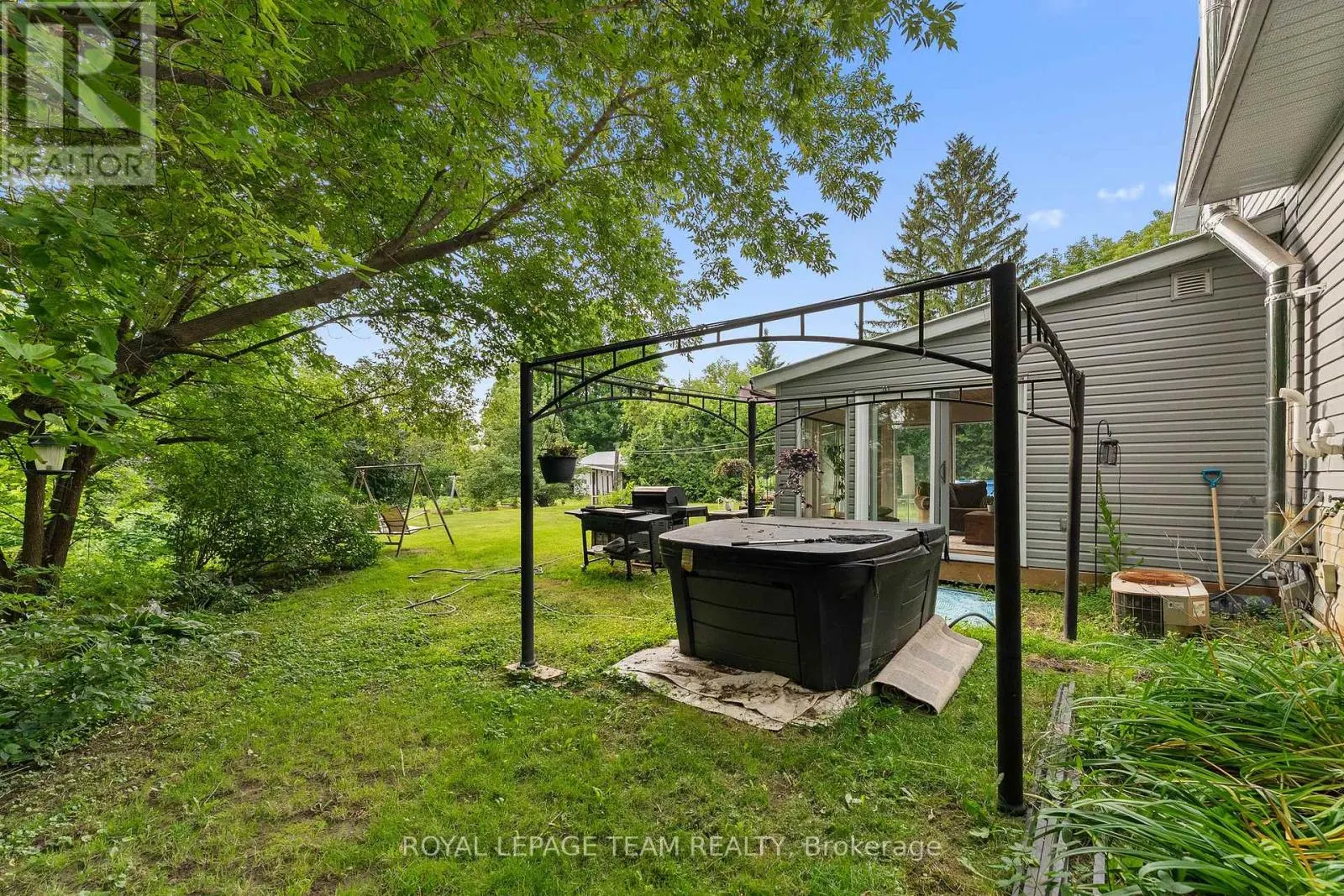 1315 JESSIE STREET