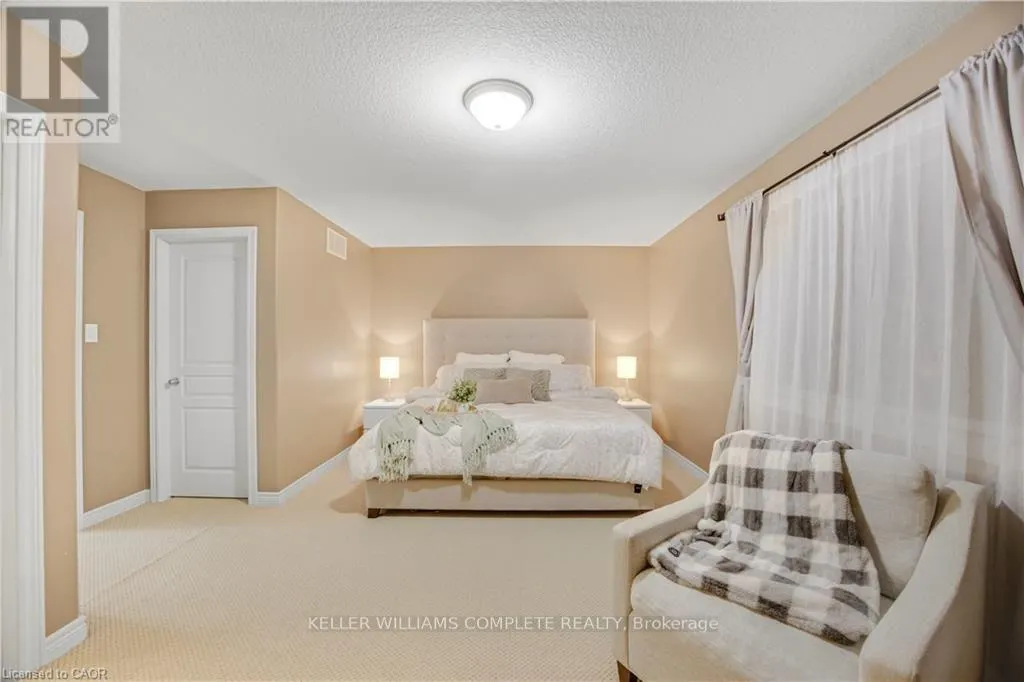 4465 COMFORT CRESCENT