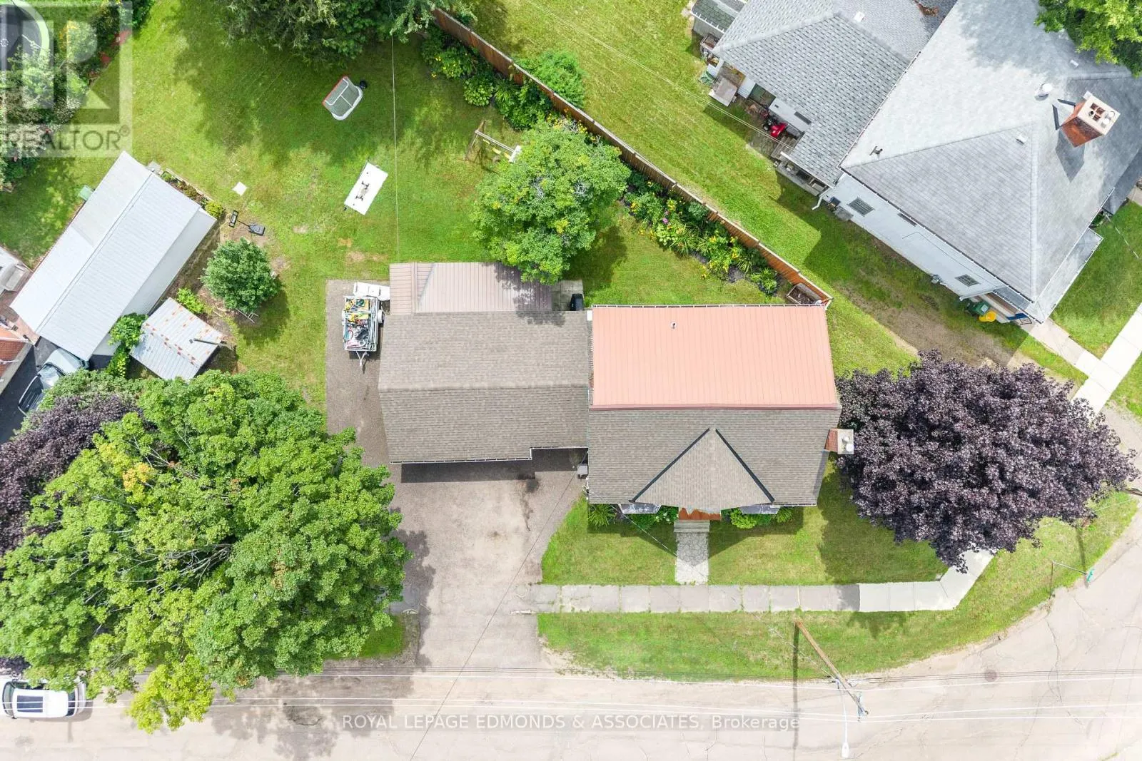 734 FRONT STREET
