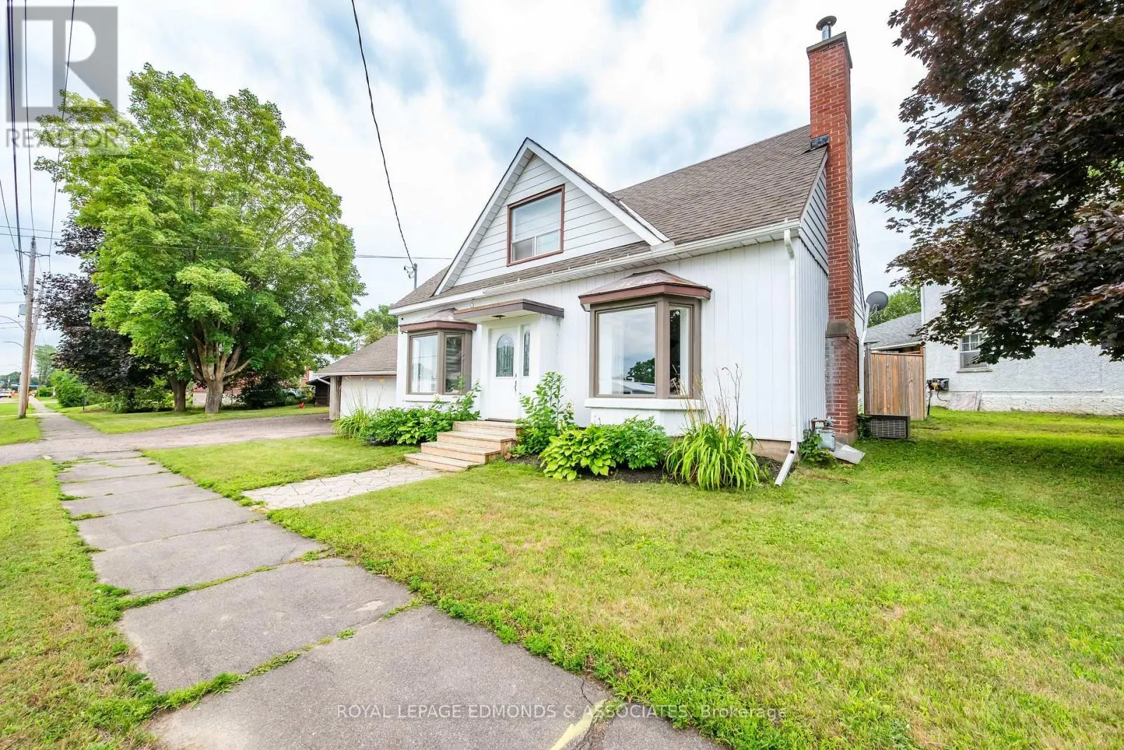 734 FRONT STREET