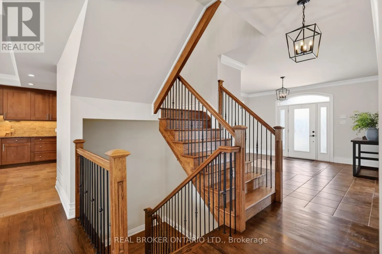 465 LOCKMASTER CRESCENT