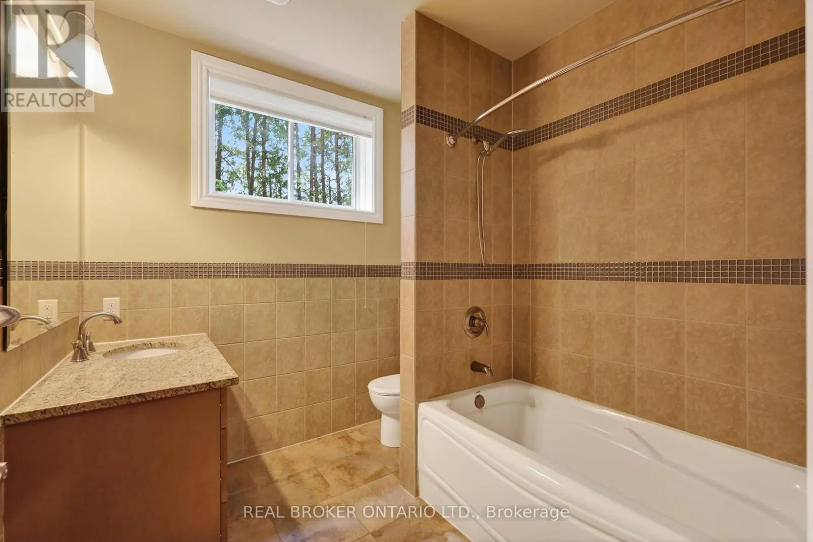 465 LOCKMASTER CRESCENT