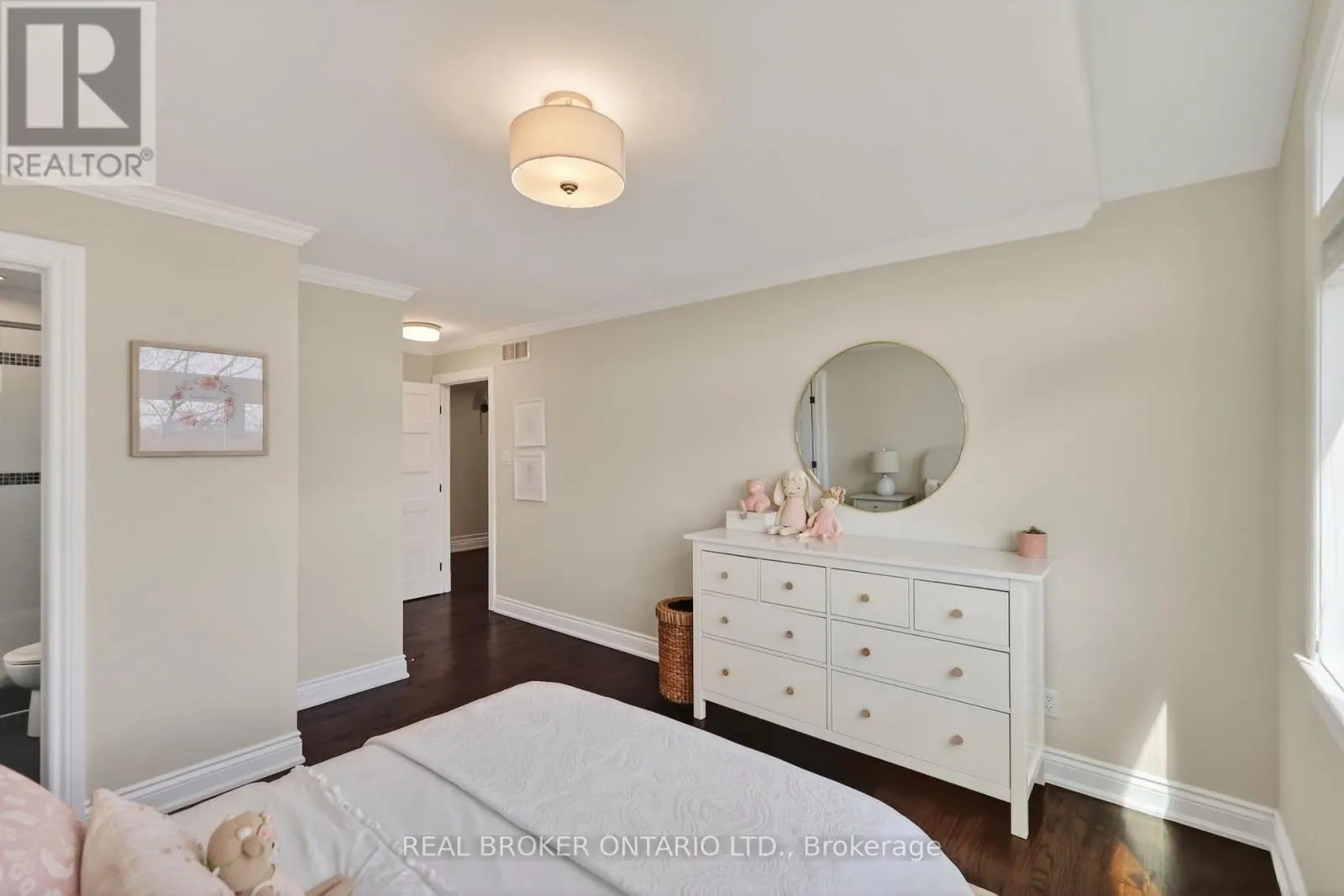 465 LOCKMASTER CRESCENT