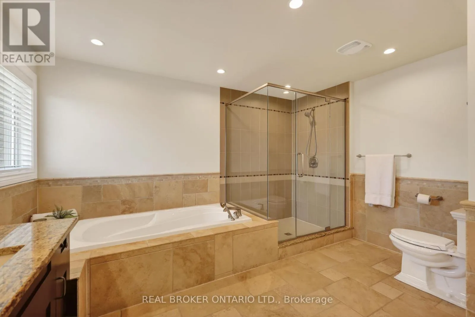 465 LOCKMASTER CRESCENT