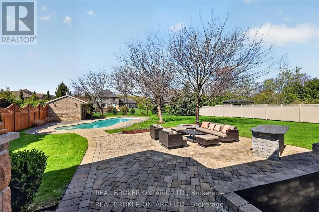 465 LOCKMASTER CRESCENT