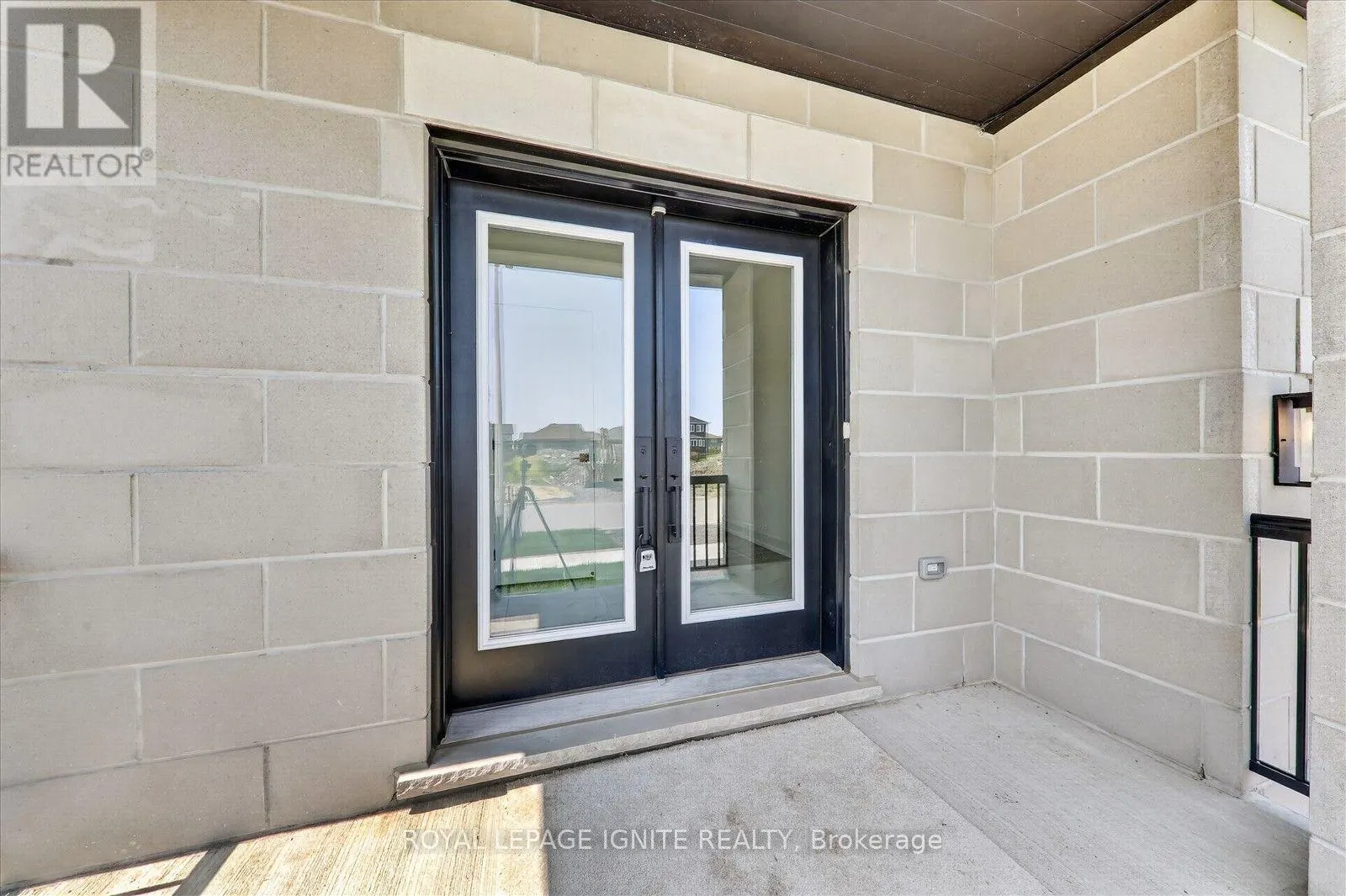 58 DUSENBURY DRIVE