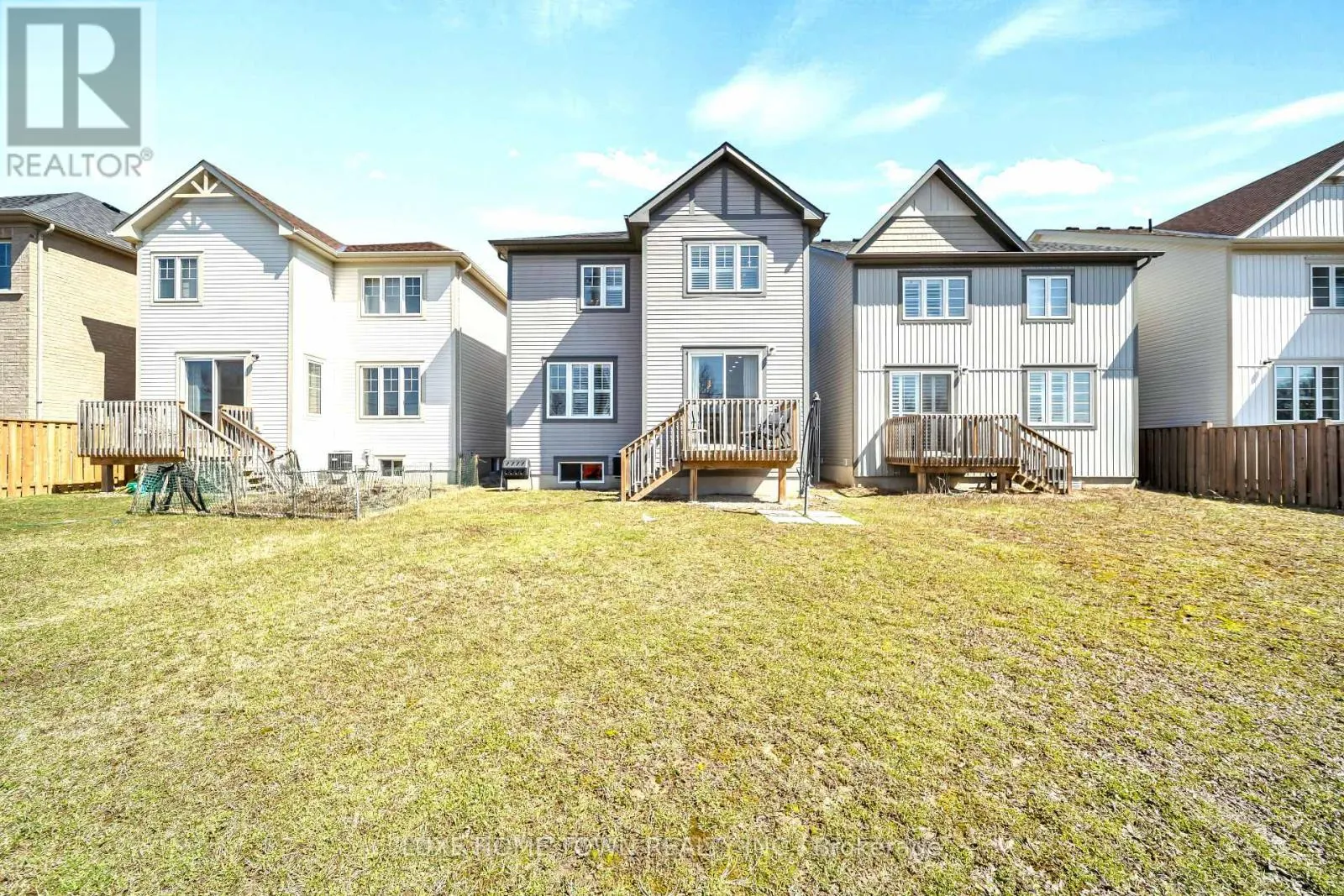 19 FINDLAY WAY