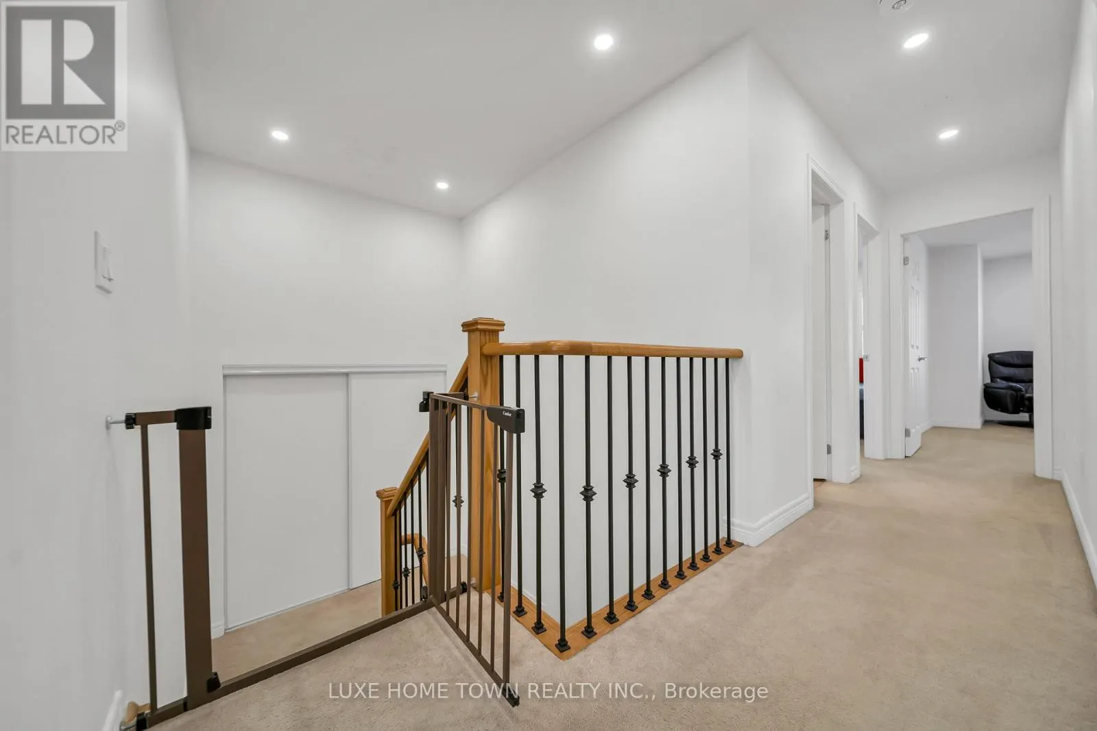 19 FINDLAY WAY