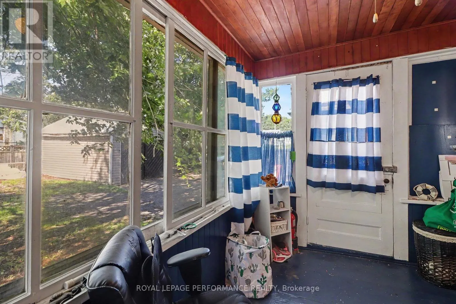 1304 MONTREAL ROAD
