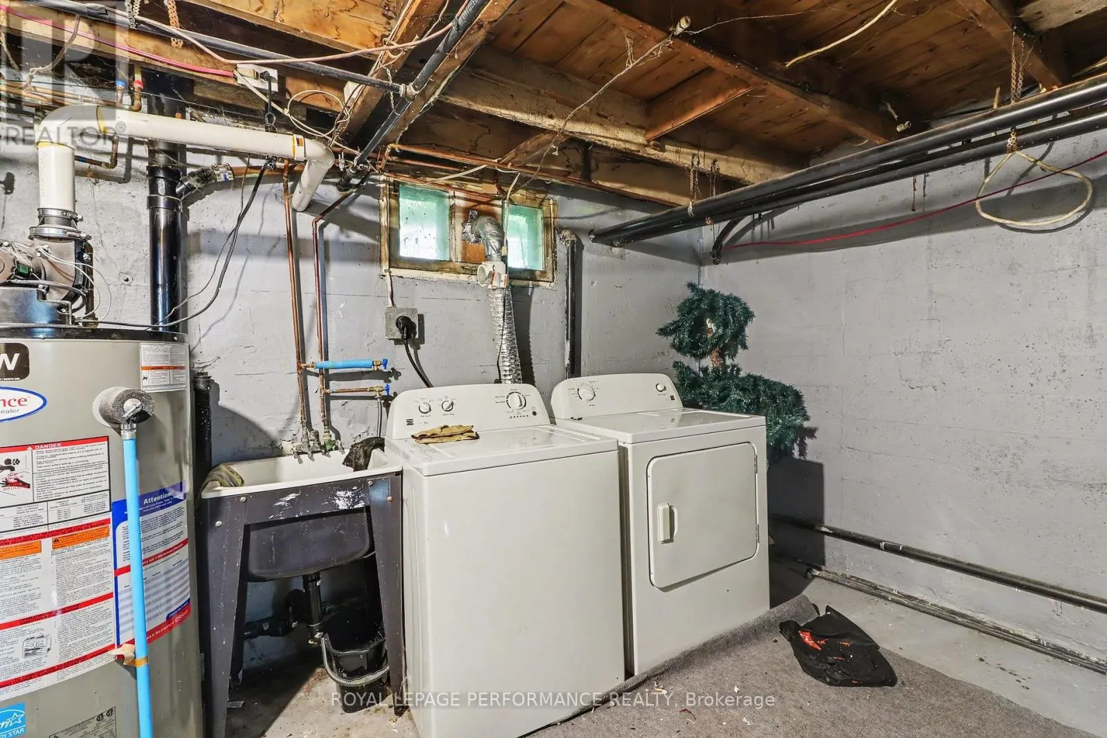 1304 MONTREAL ROAD