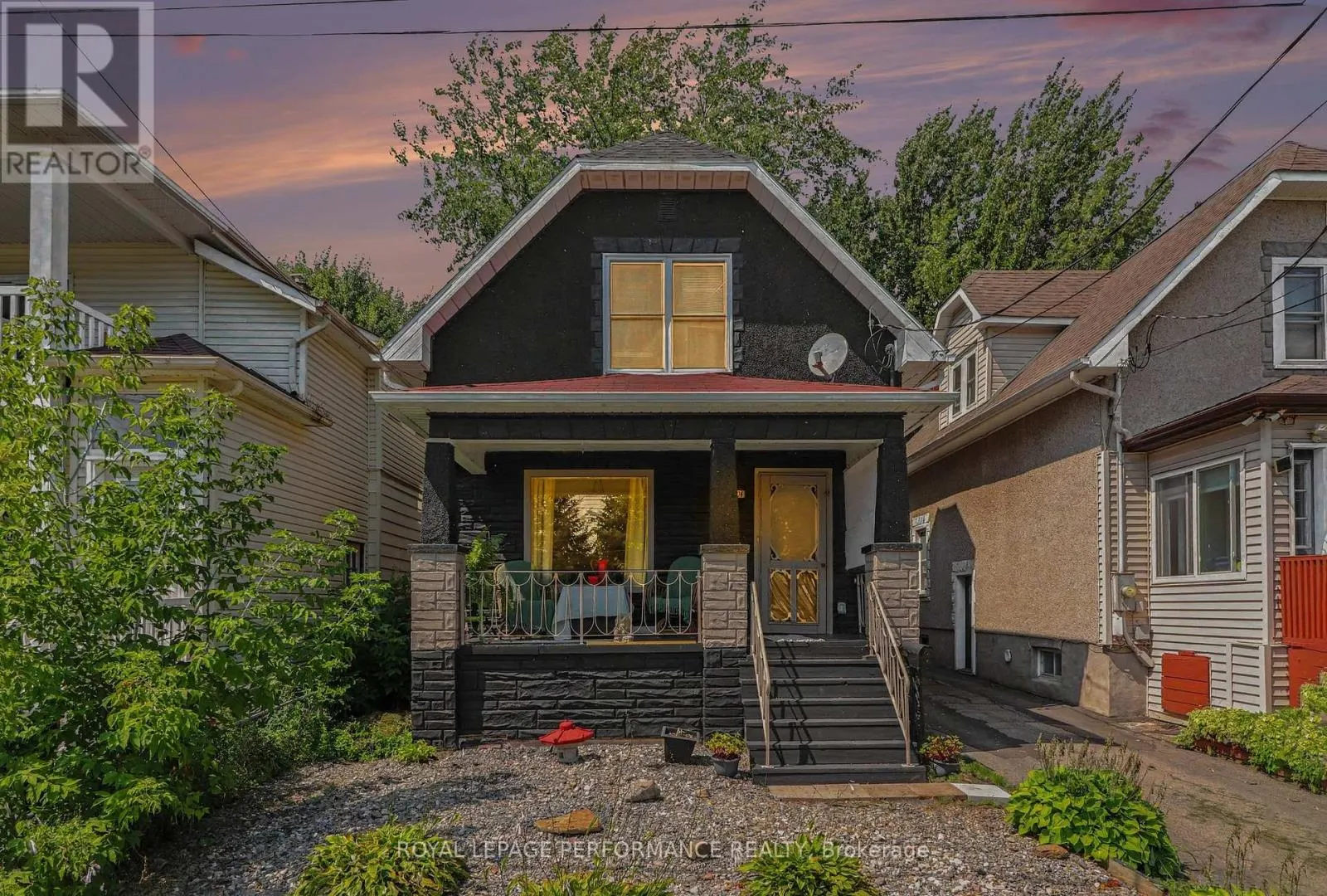 1304 MONTREAL ROAD