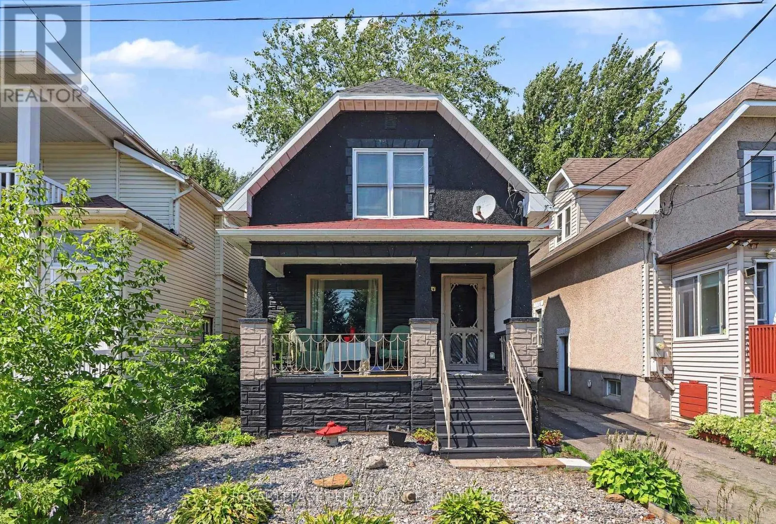 1304 MONTREAL ROAD