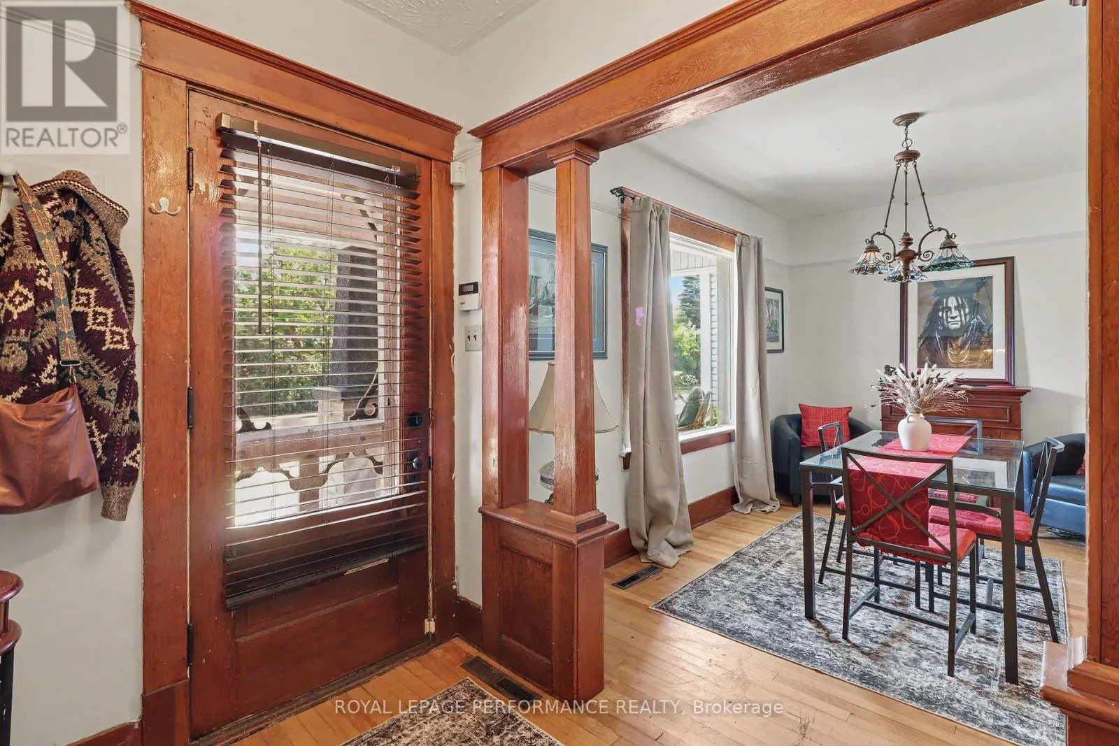 1304 MONTREAL ROAD