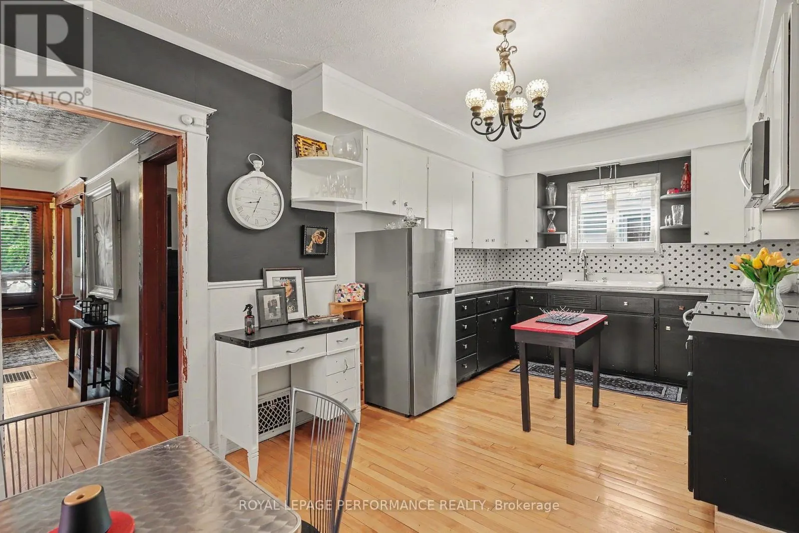 1304 MONTREAL ROAD