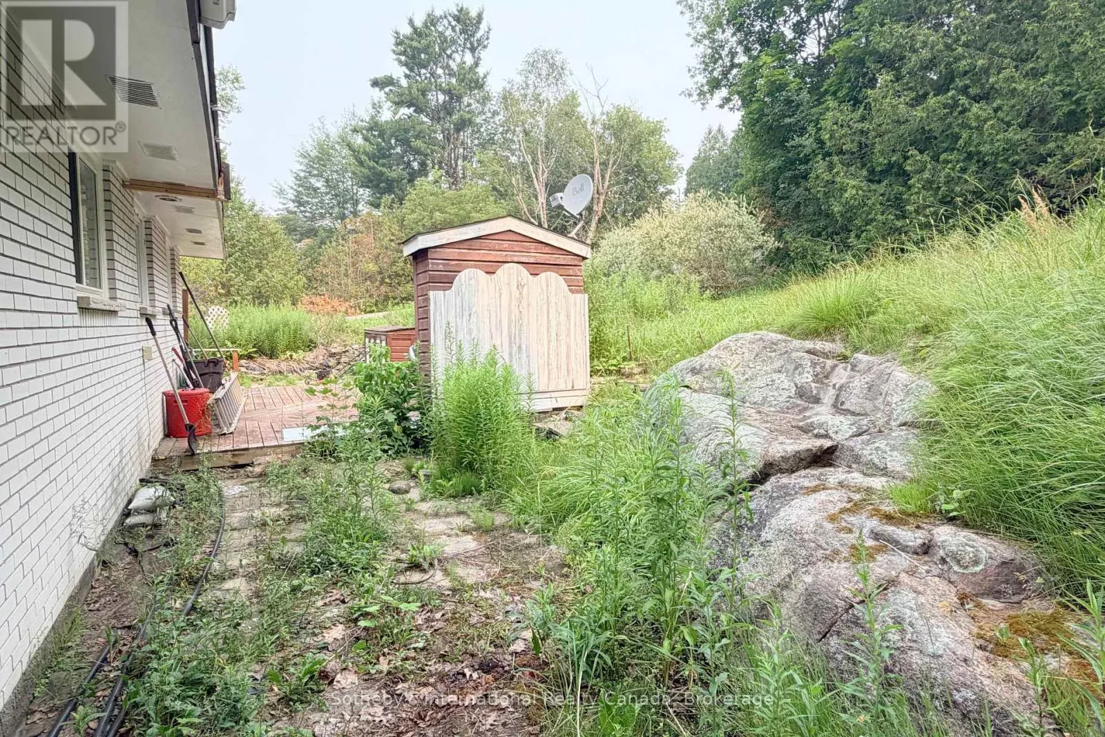 12A VALLEY DRIVE
