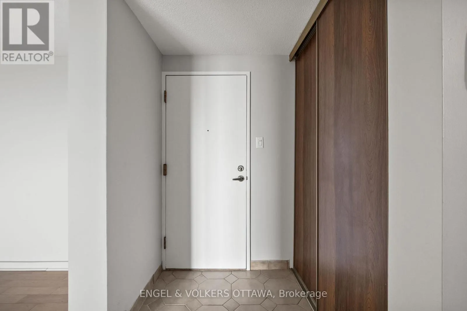 1206 - 1465 BASELINE ROAD