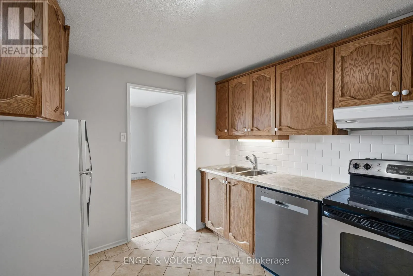 1206 - 1465 BASELINE ROAD