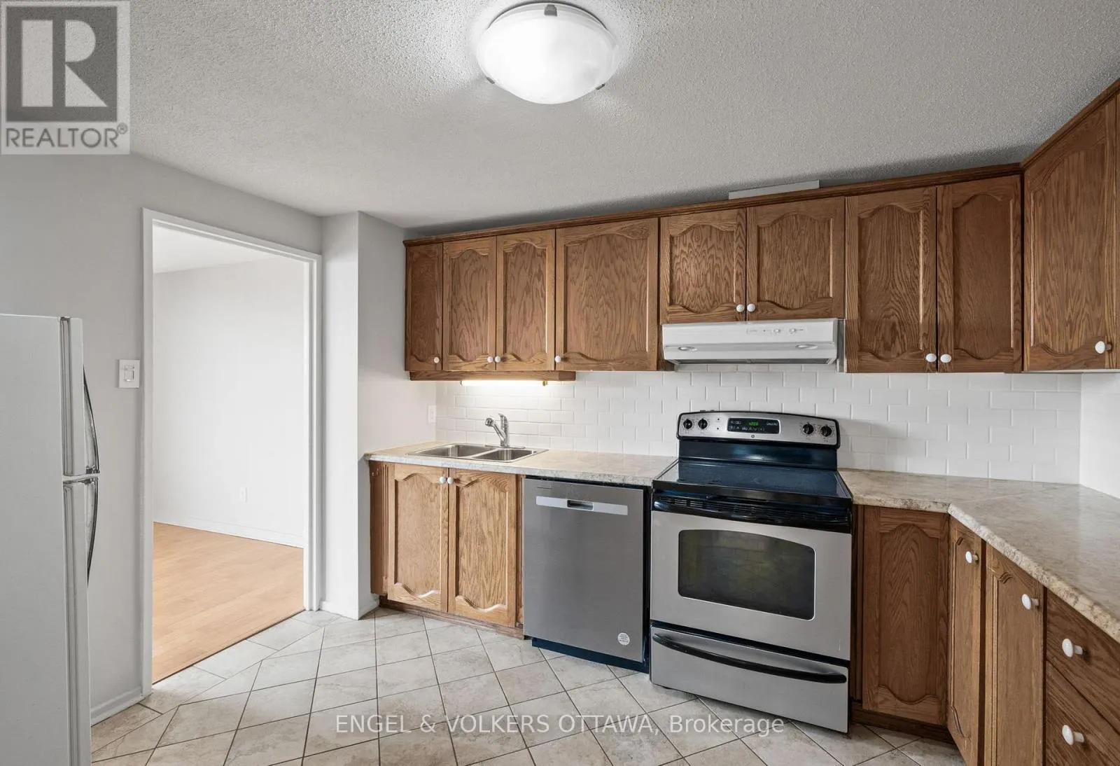 1206 - 1465 BASELINE ROAD