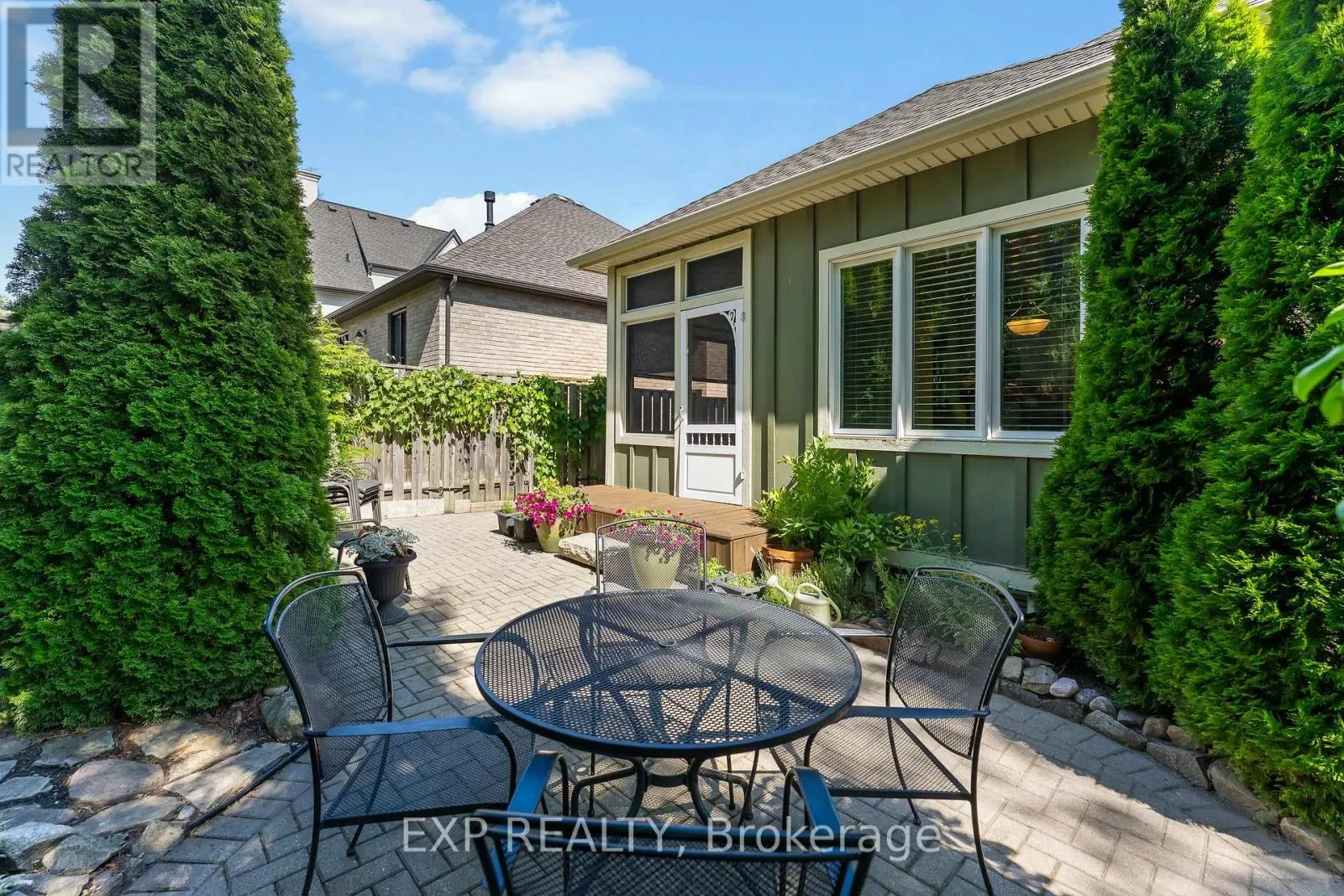 6 CREEKSIDE DRIVE