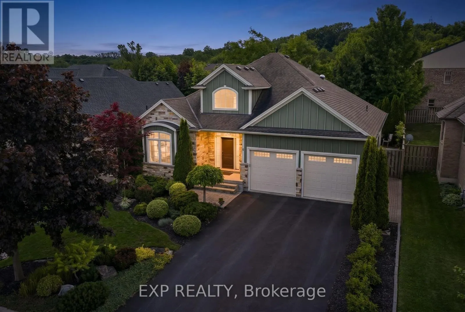 6 CREEKSIDE DRIVE