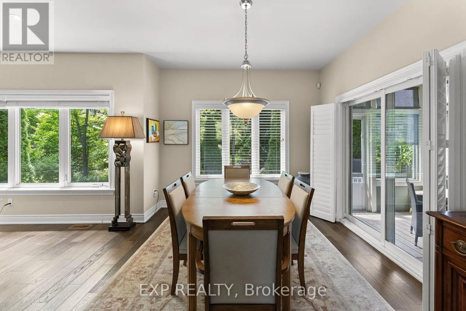 6 CREEKSIDE DRIVE
