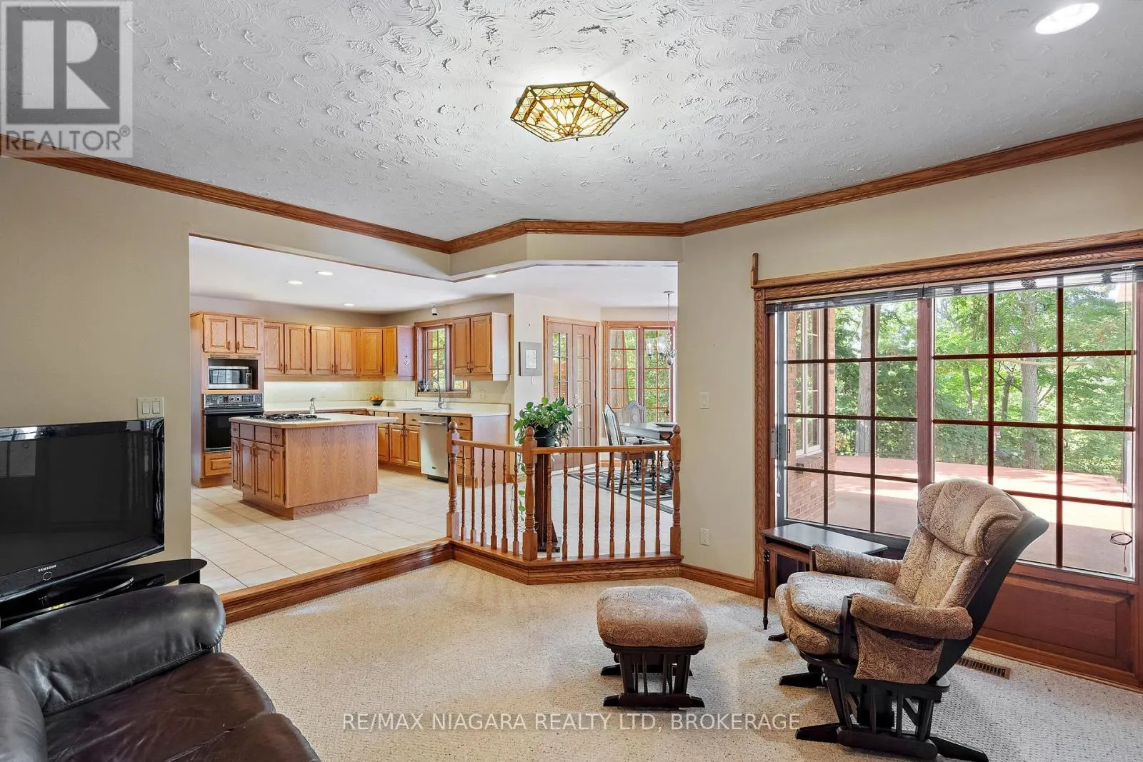 3908 CAROLYNN COURT