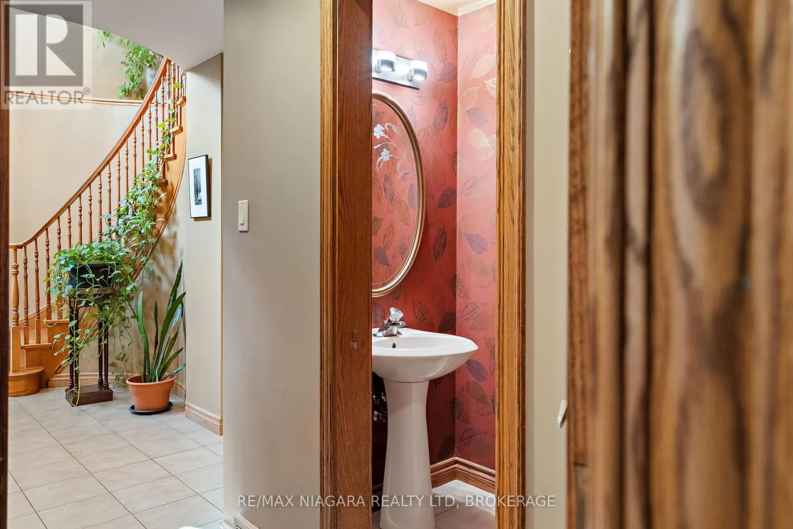 3908 CAROLYNN COURT