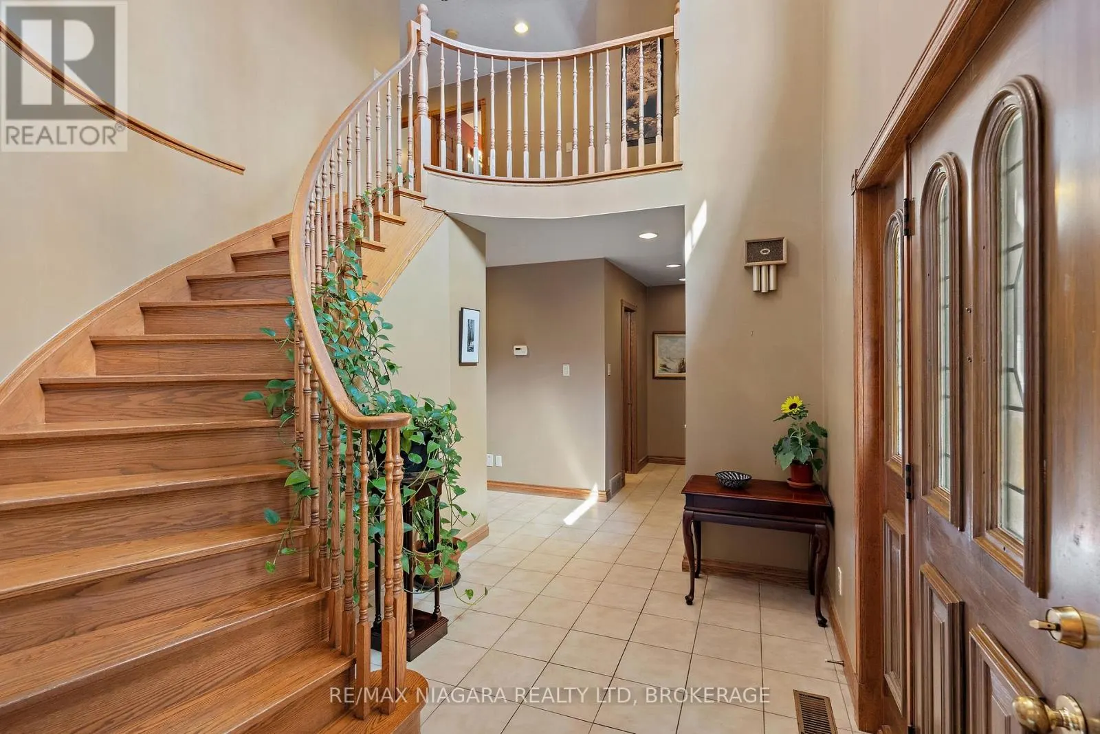 3908 CAROLYNN COURT