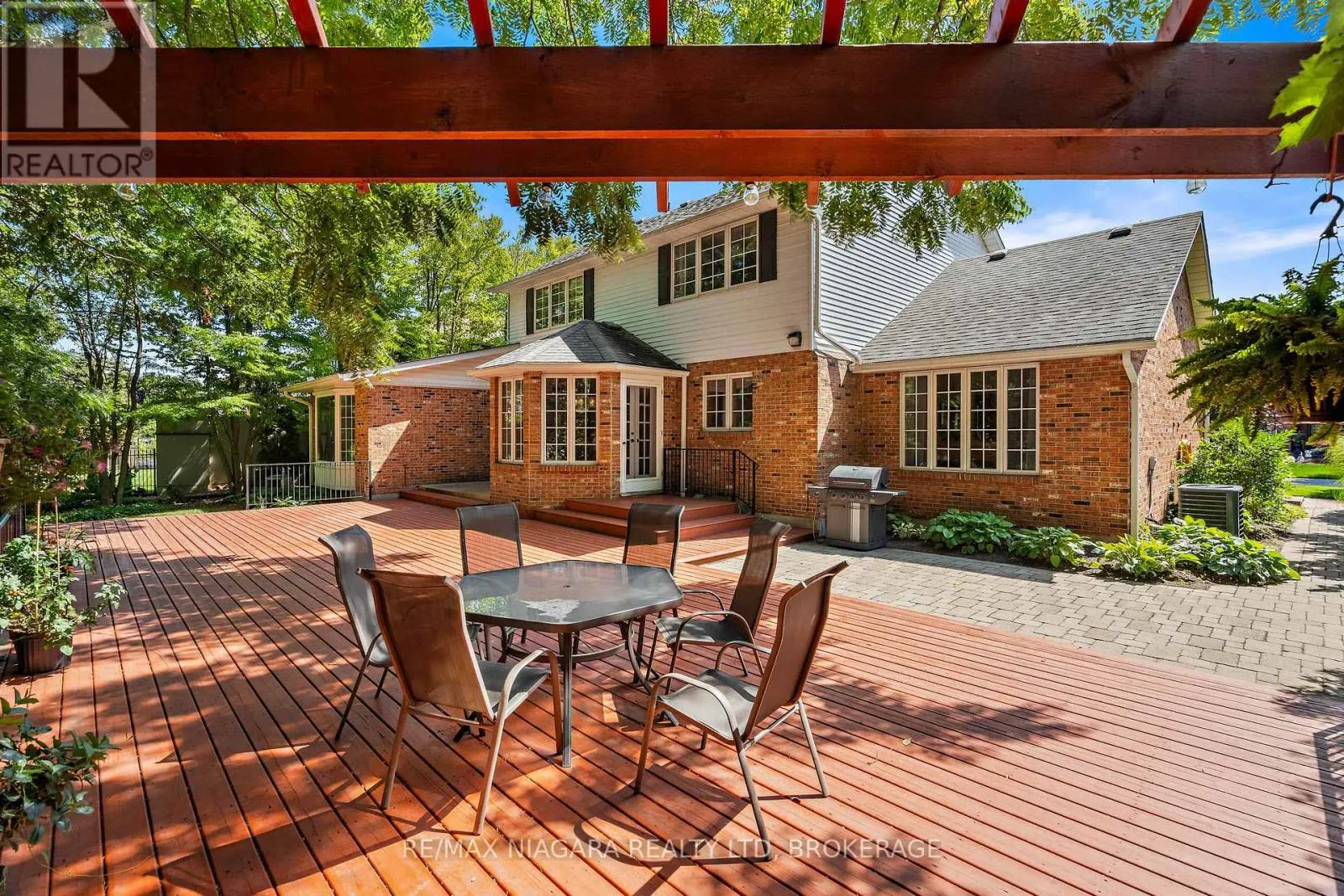 3908 CAROLYNN COURT
