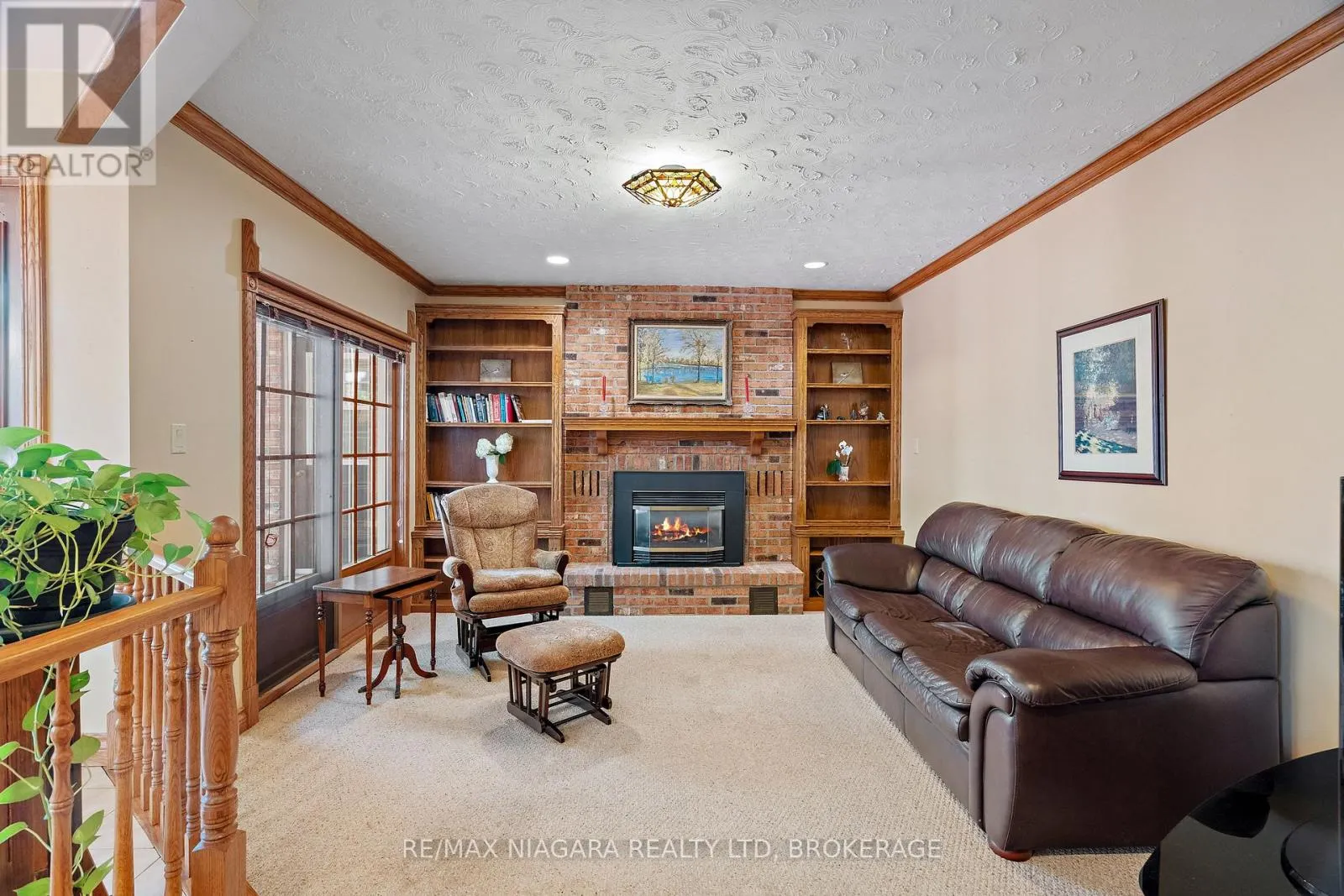 3908 CAROLYNN COURT