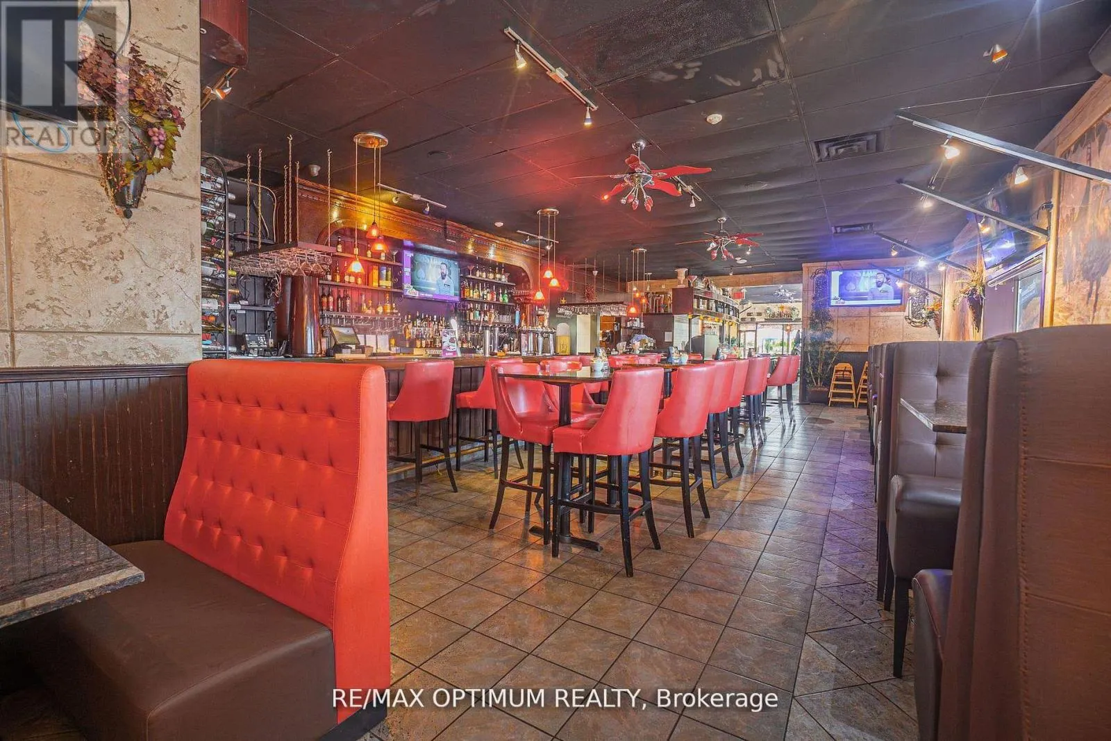 304 STONE ROAD W