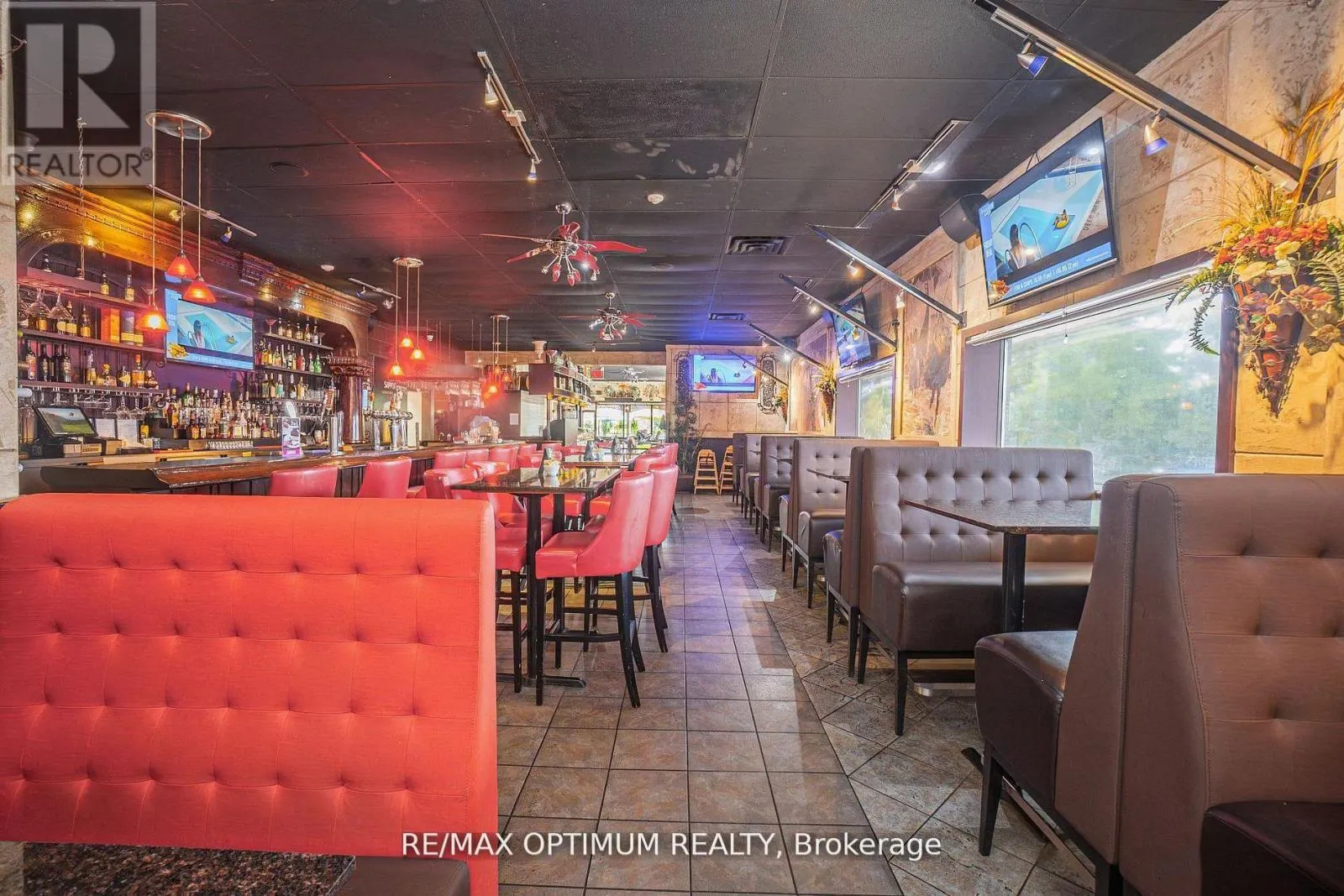 304 STONE ROAD W