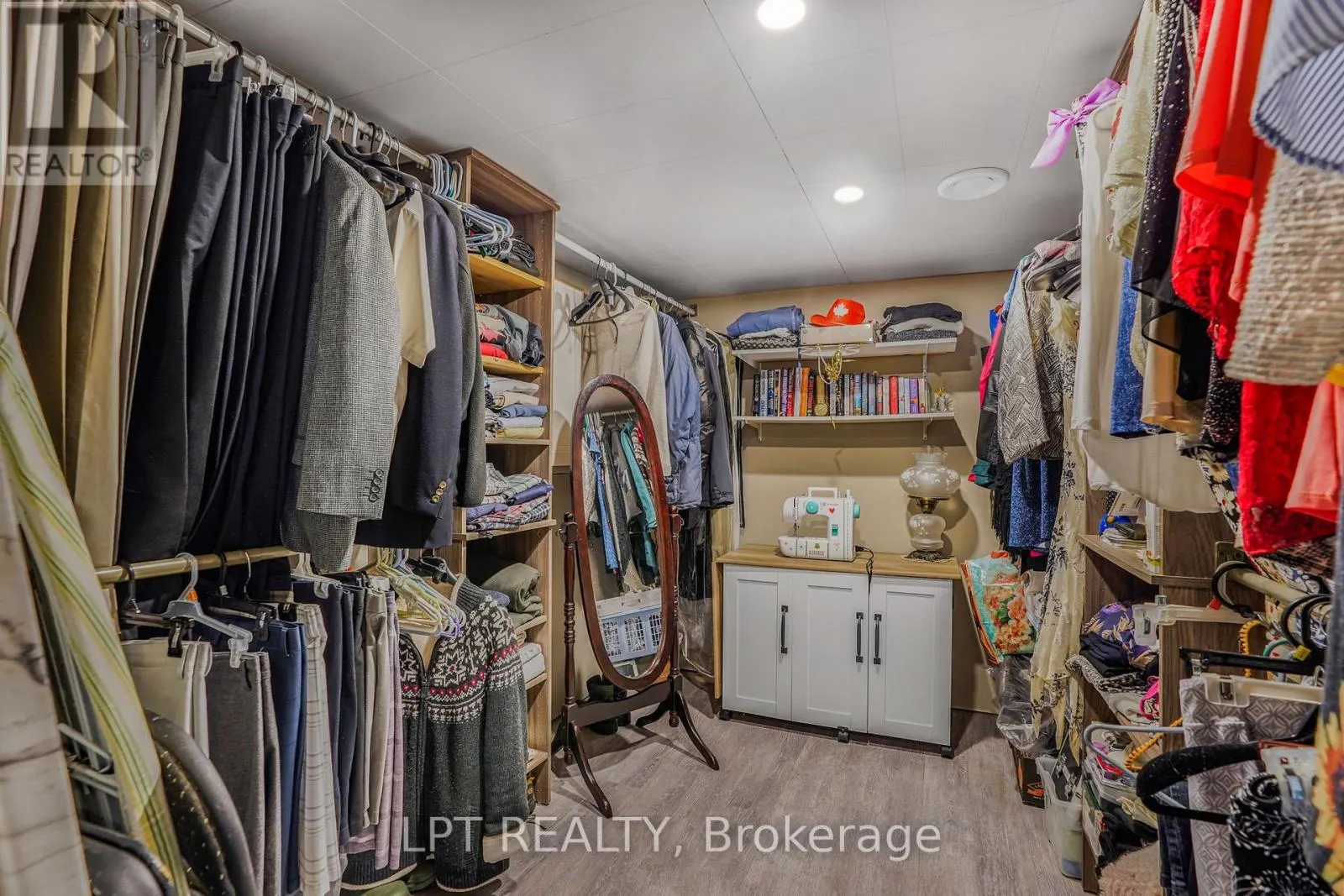 8180 GIBBS ROAD