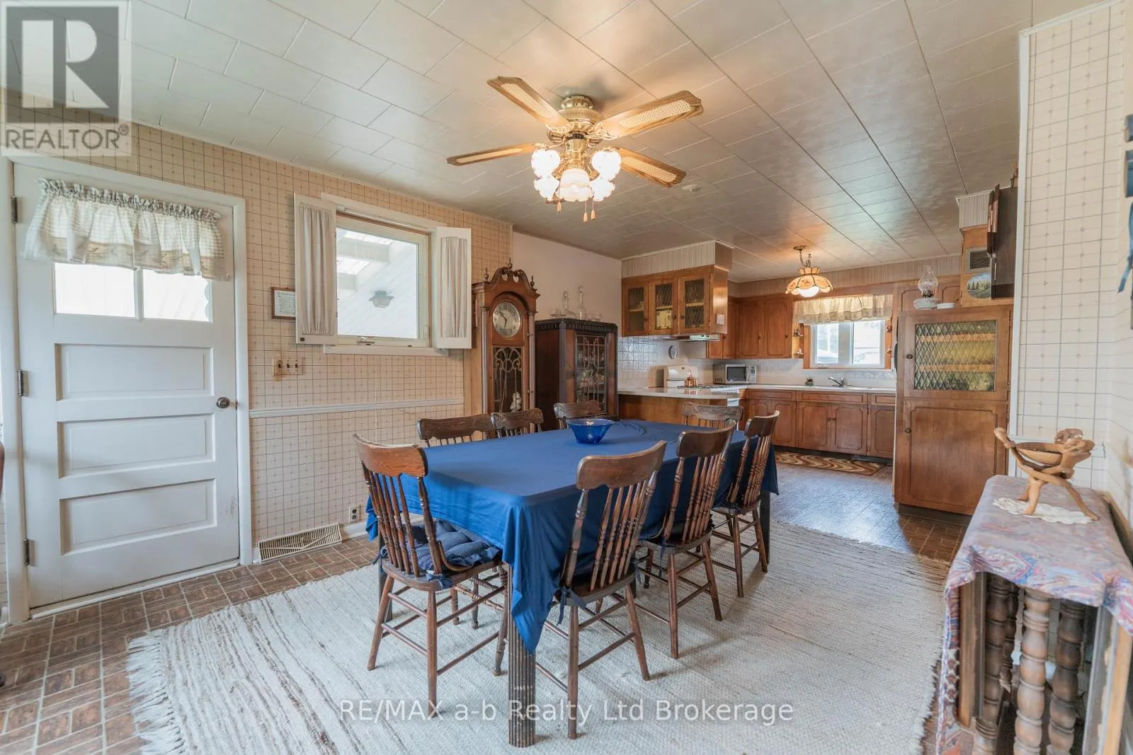 81 VIENNA ROAD