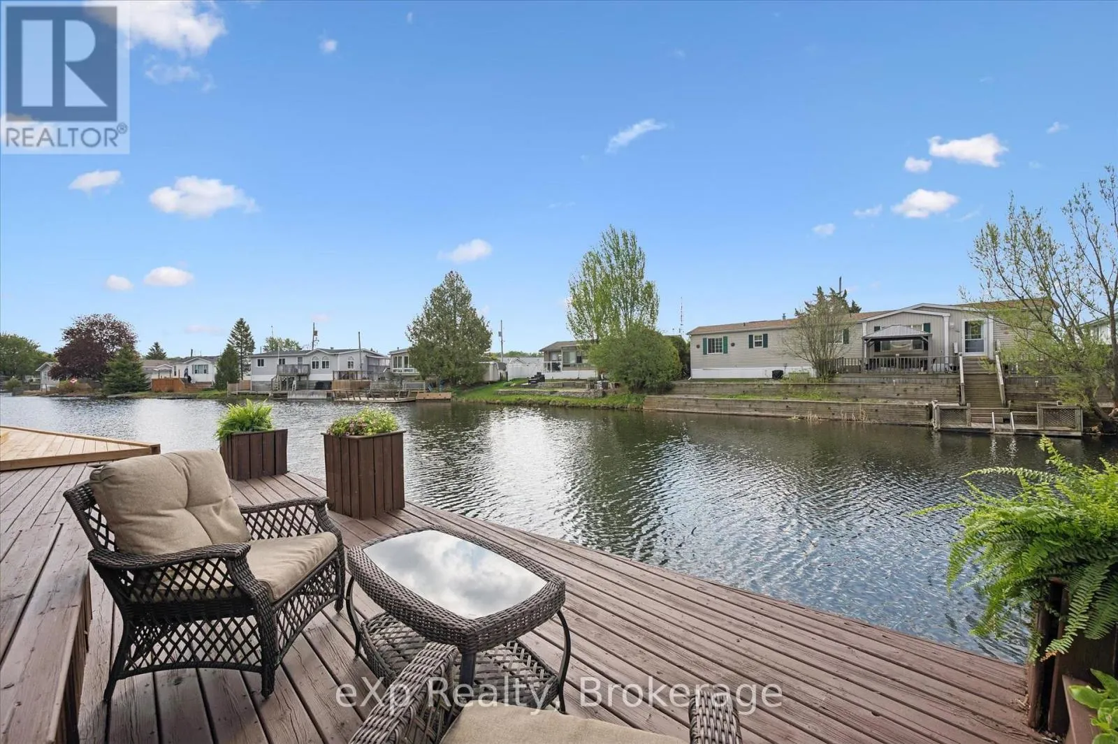 18 JASPER HEIGHTS PRIVATE