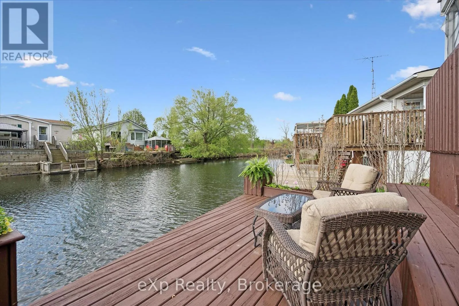 18 JASPER HEIGHTS PRIVATE