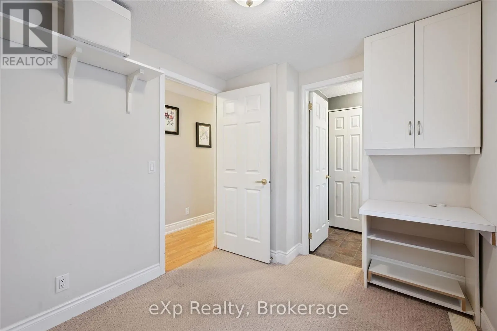 18 JASPER HEIGHTS PRIVATE