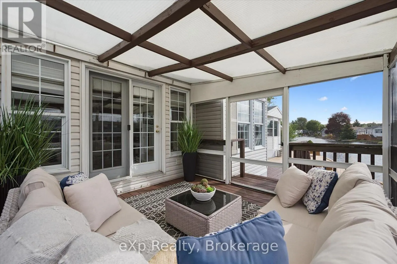 18 JASPER HEIGHTS PRIVATE