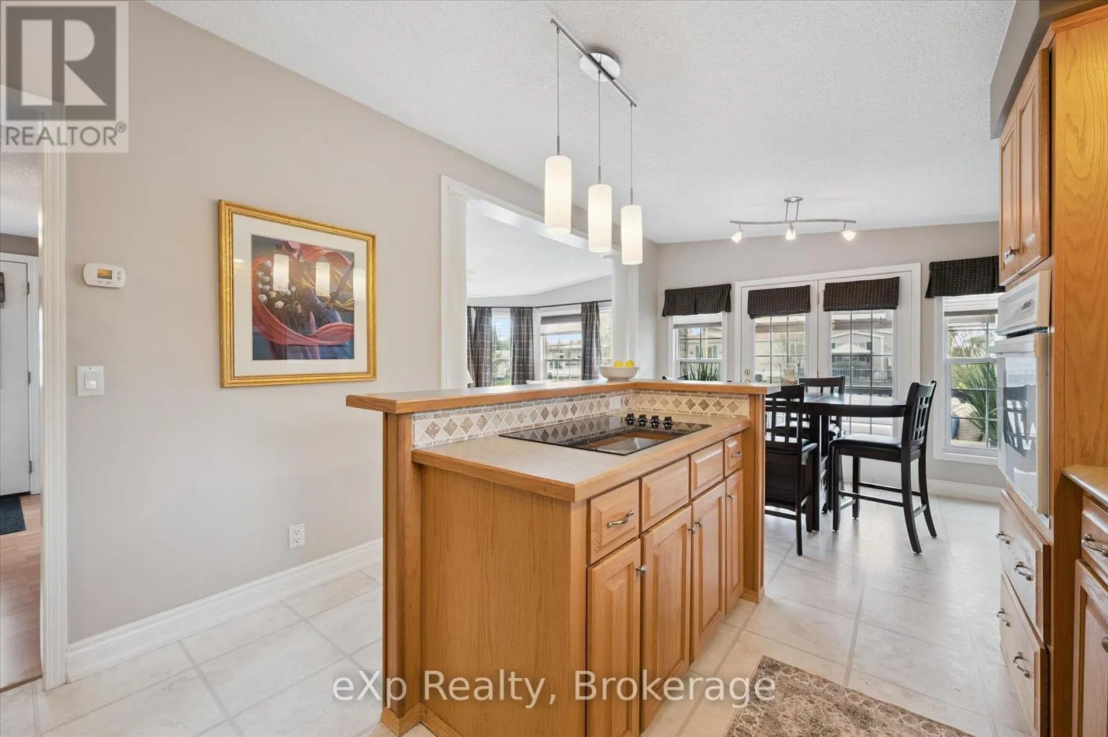 18 JASPER HEIGHTS PRIVATE
