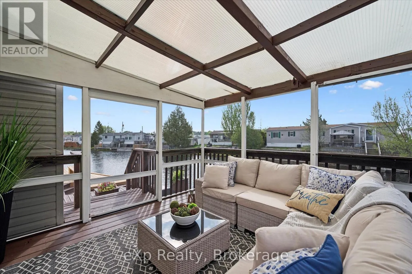 18 JASPER HEIGHTS PRIVATE