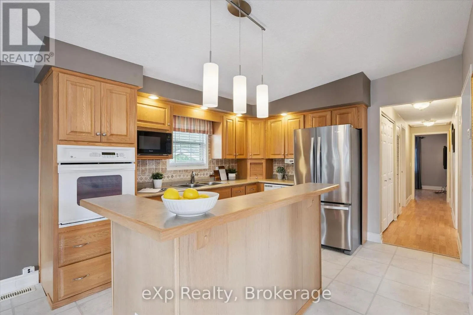 18 JASPER HEIGHTS PRIVATE