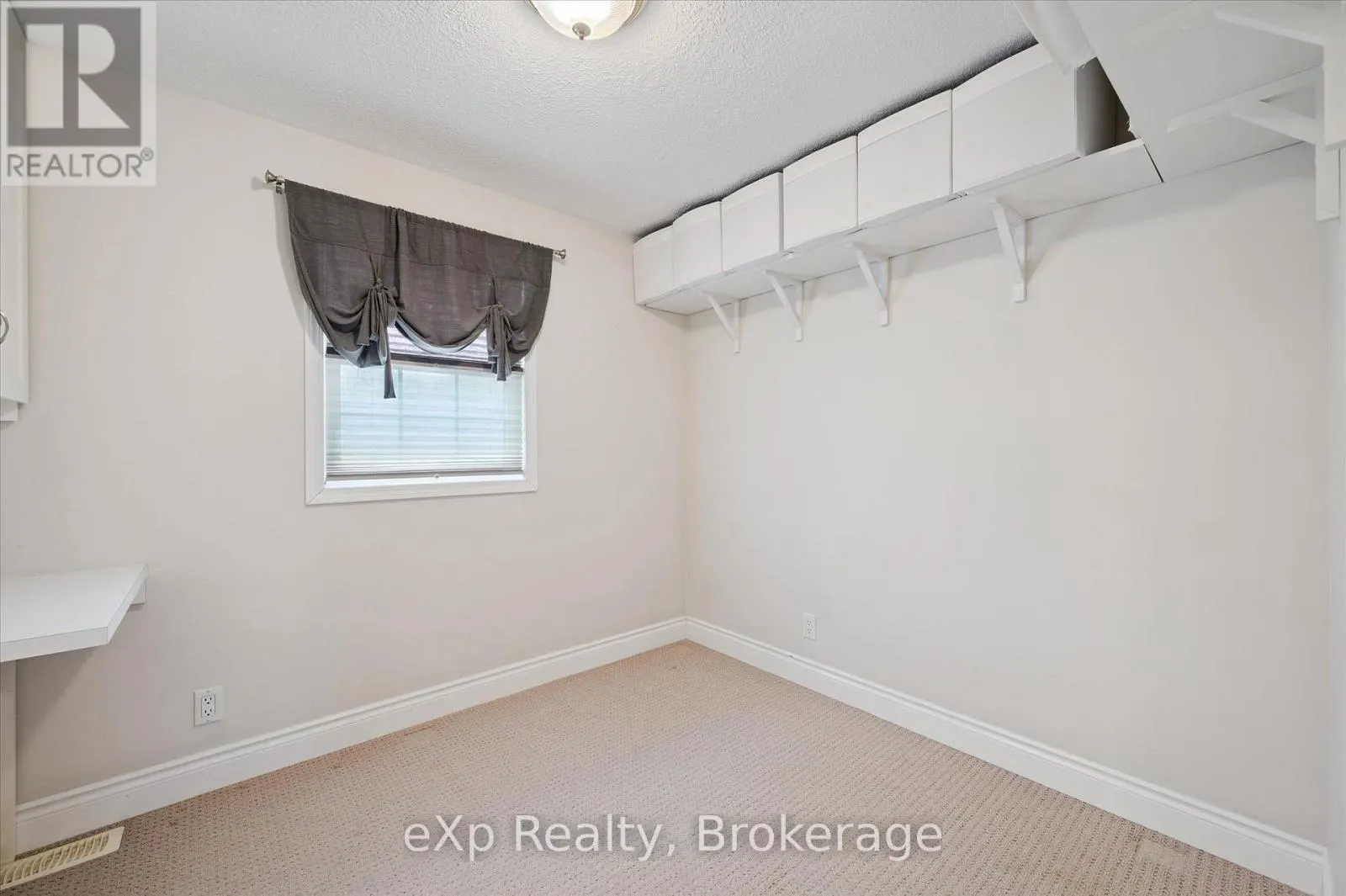 18 JASPER HEIGHTS PRIVATE