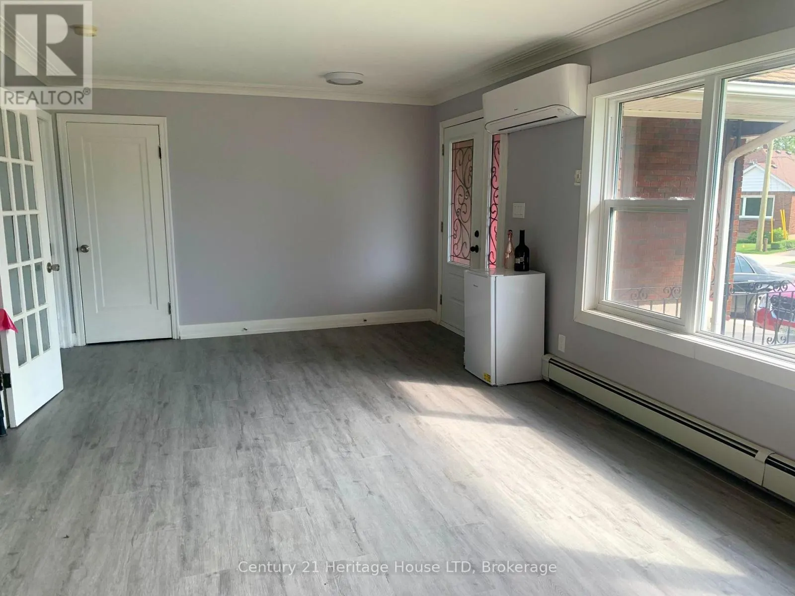 2 FOLEY CRESCENT