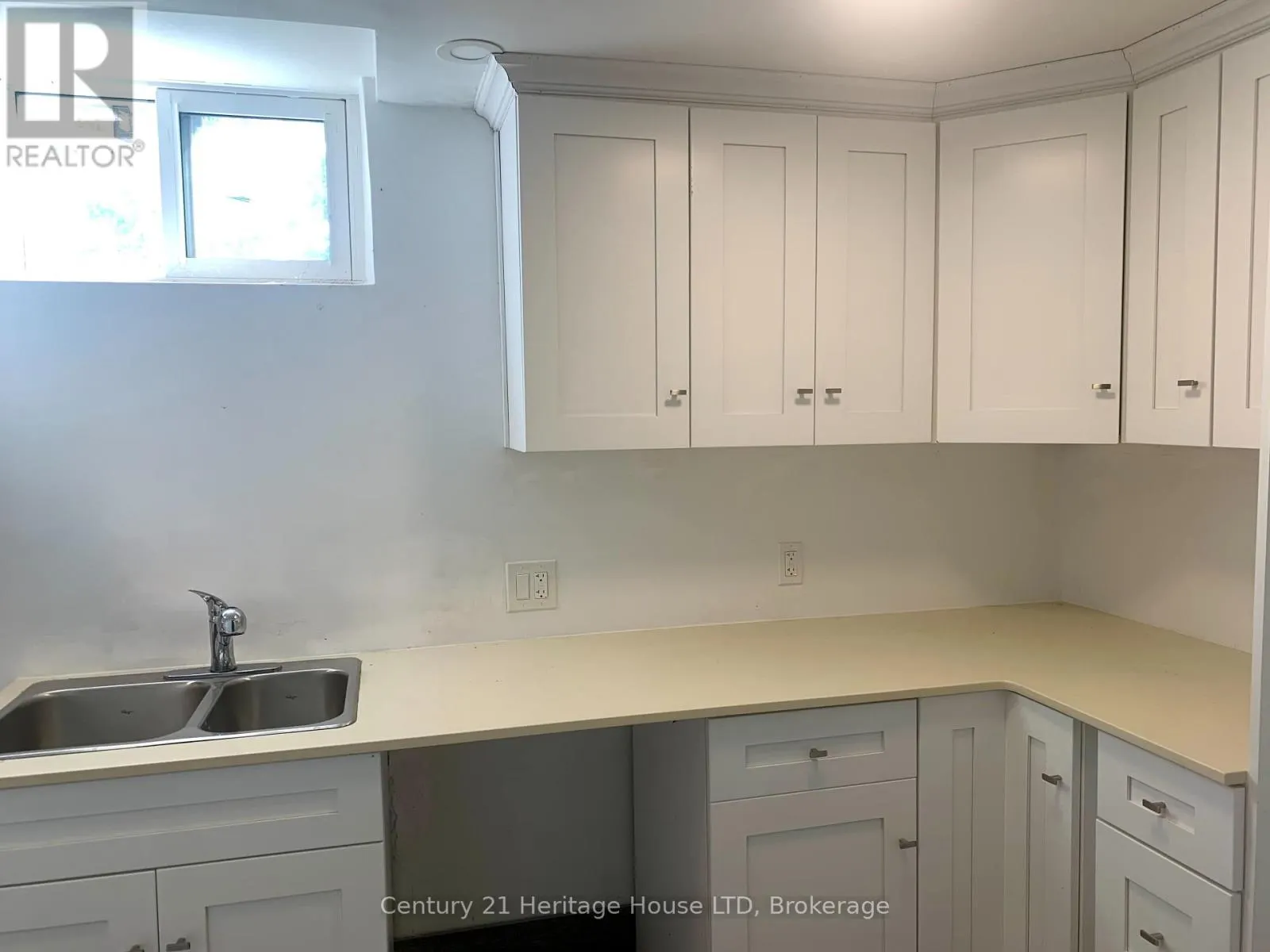 2 FOLEY CRESCENT