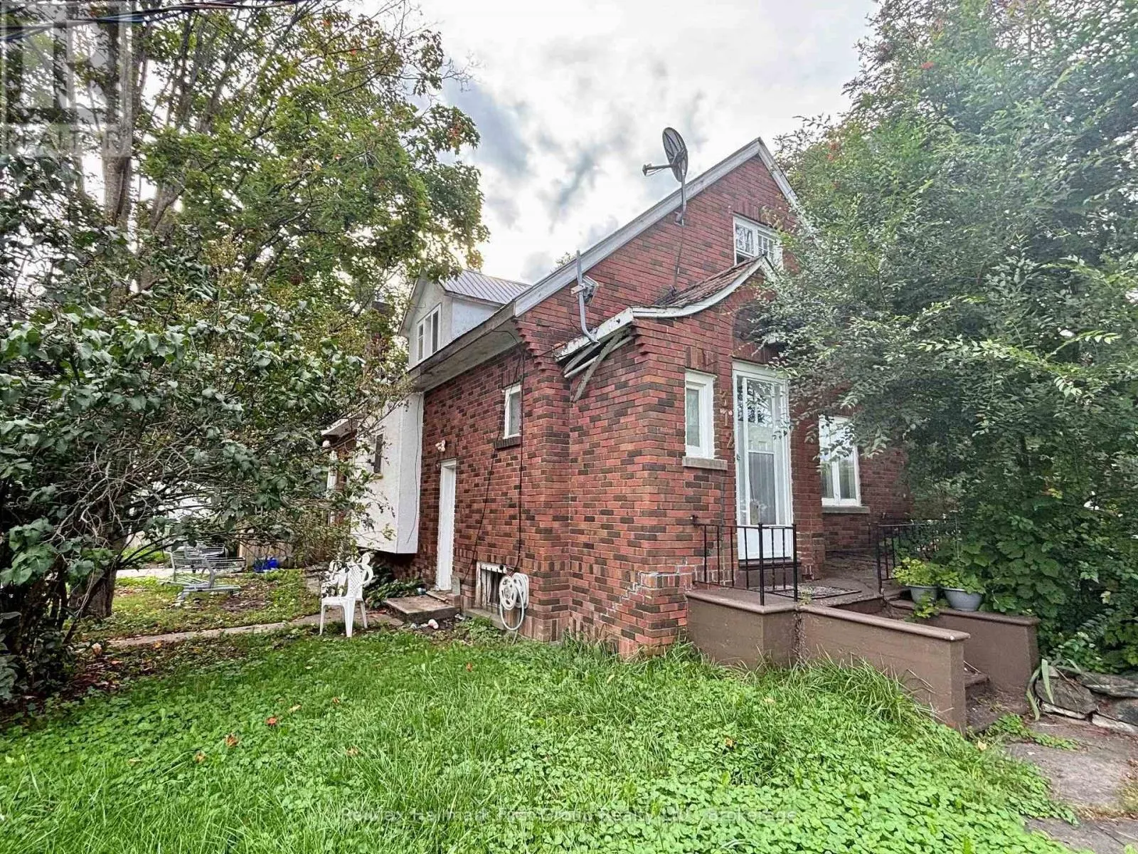 312 COLBORNE STREET