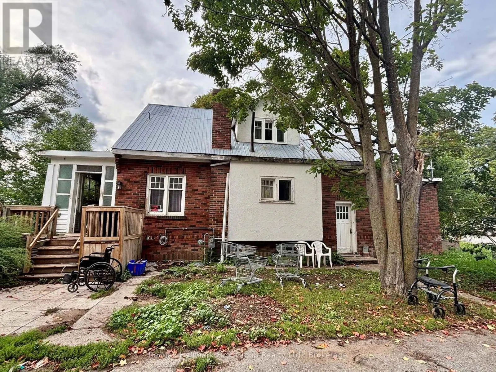312 COLBORNE STREET