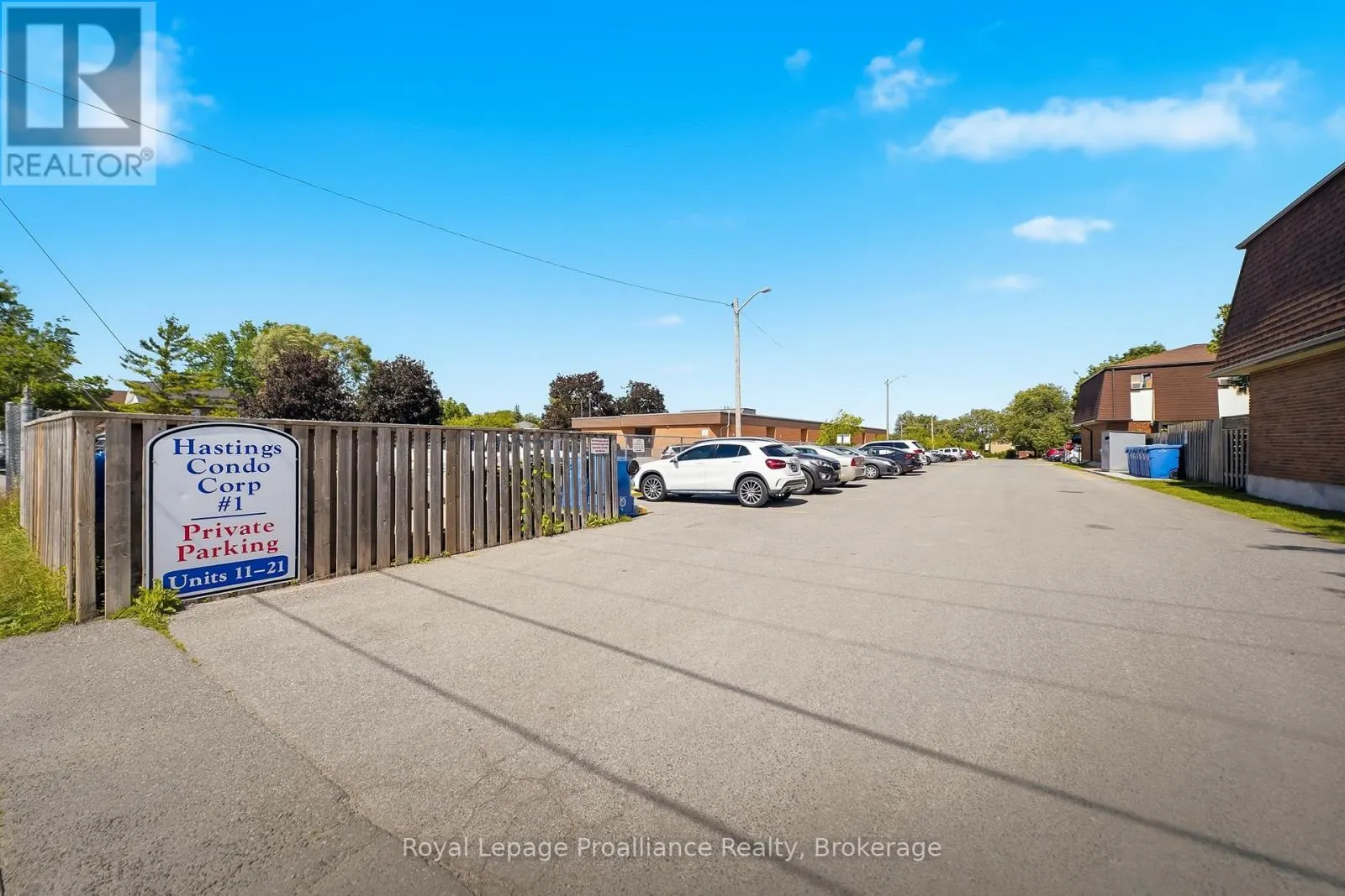 B - 19 PRINCE OF WALES DRIVE #B