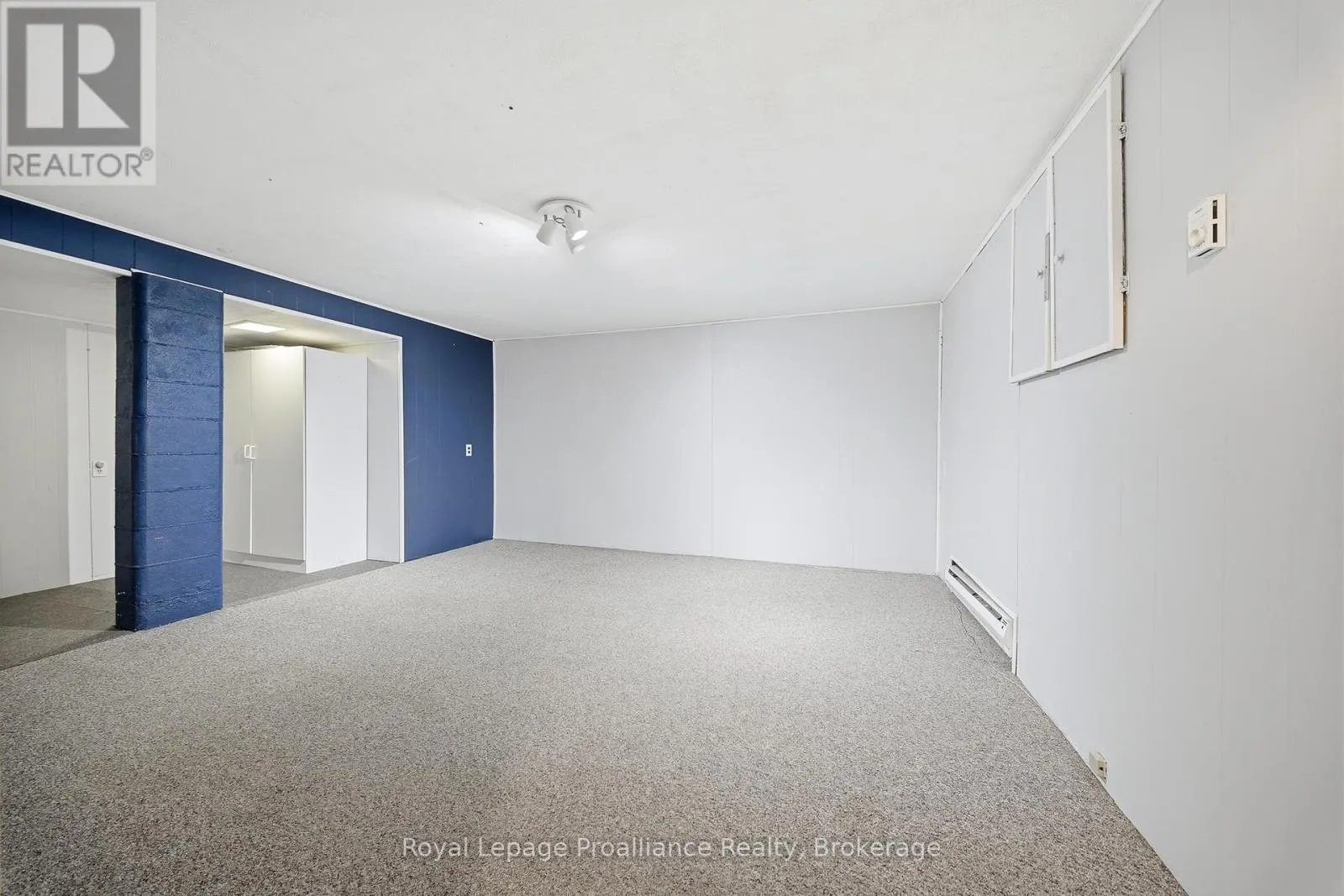 B - 19 PRINCE OF WALES DRIVE #B