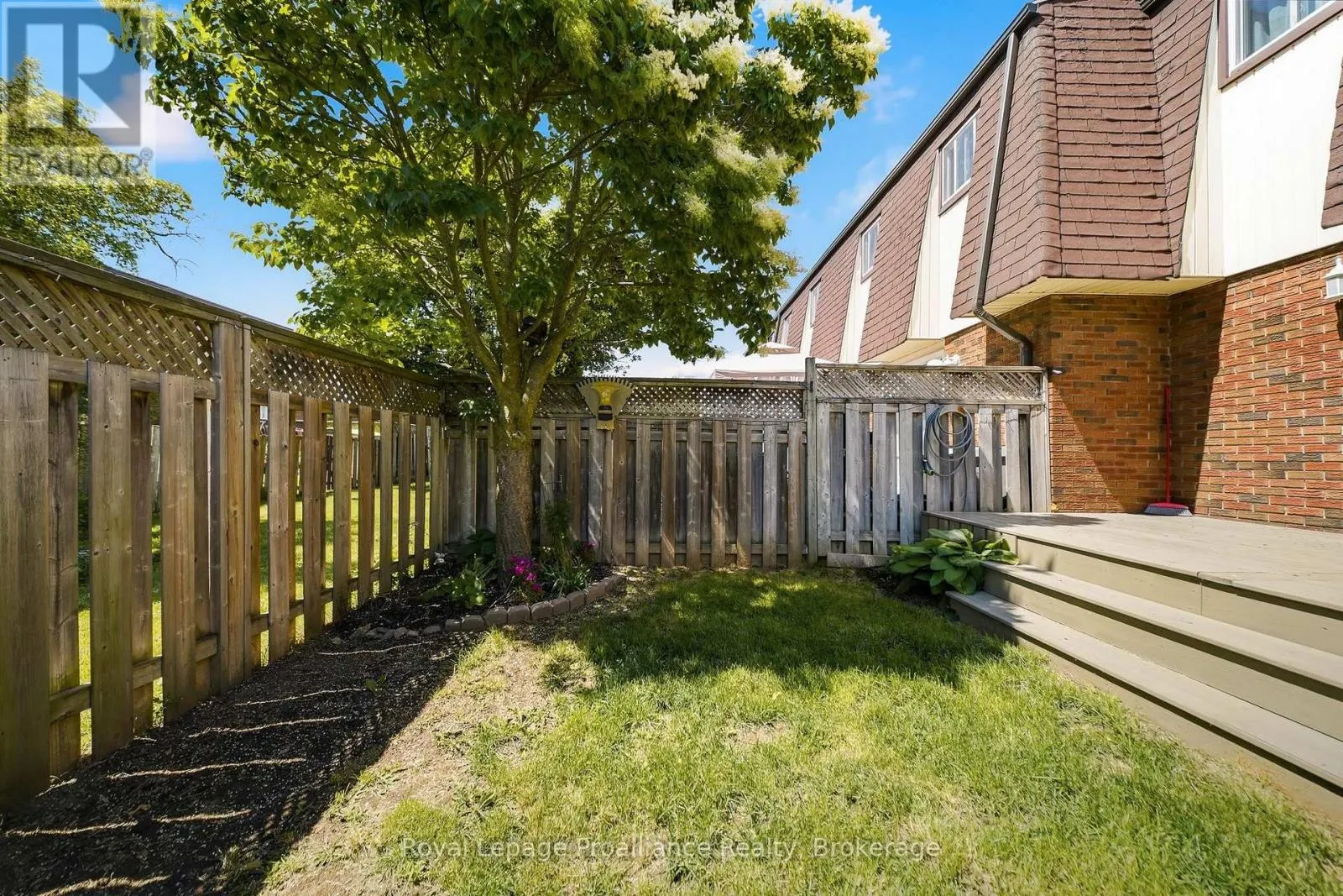 B - 19 PRINCE OF WALES DRIVE #B