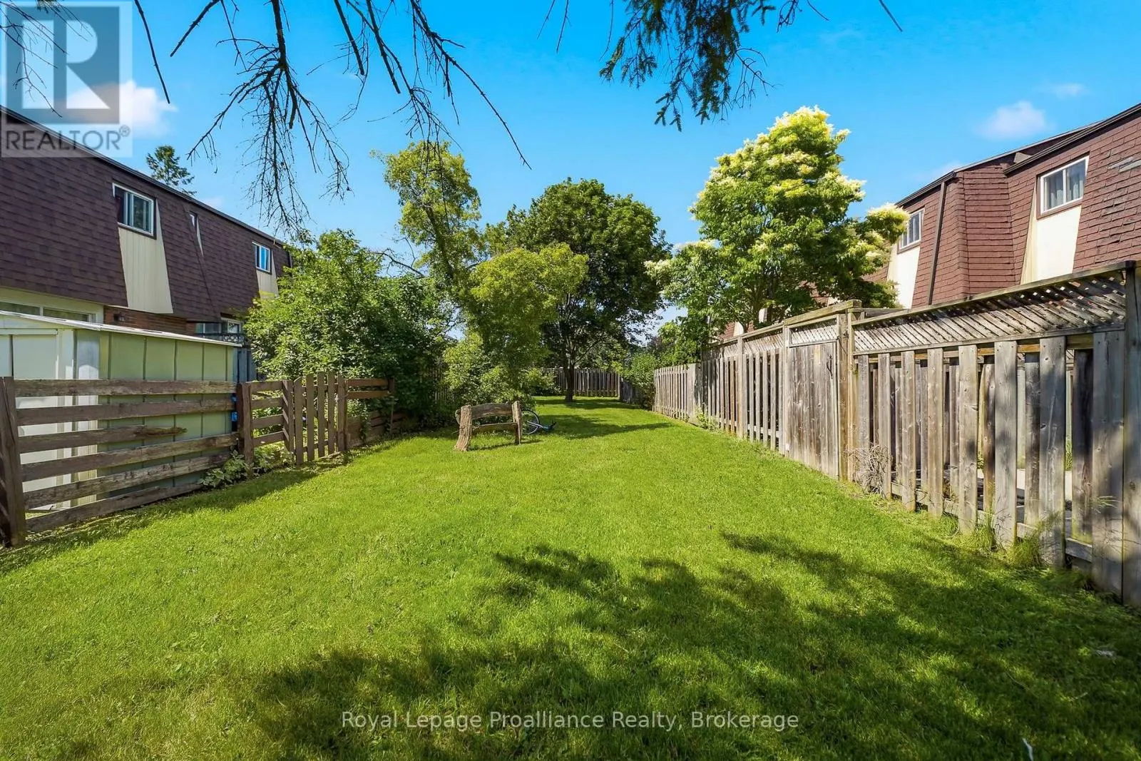 B - 19 PRINCE OF WALES DRIVE #B